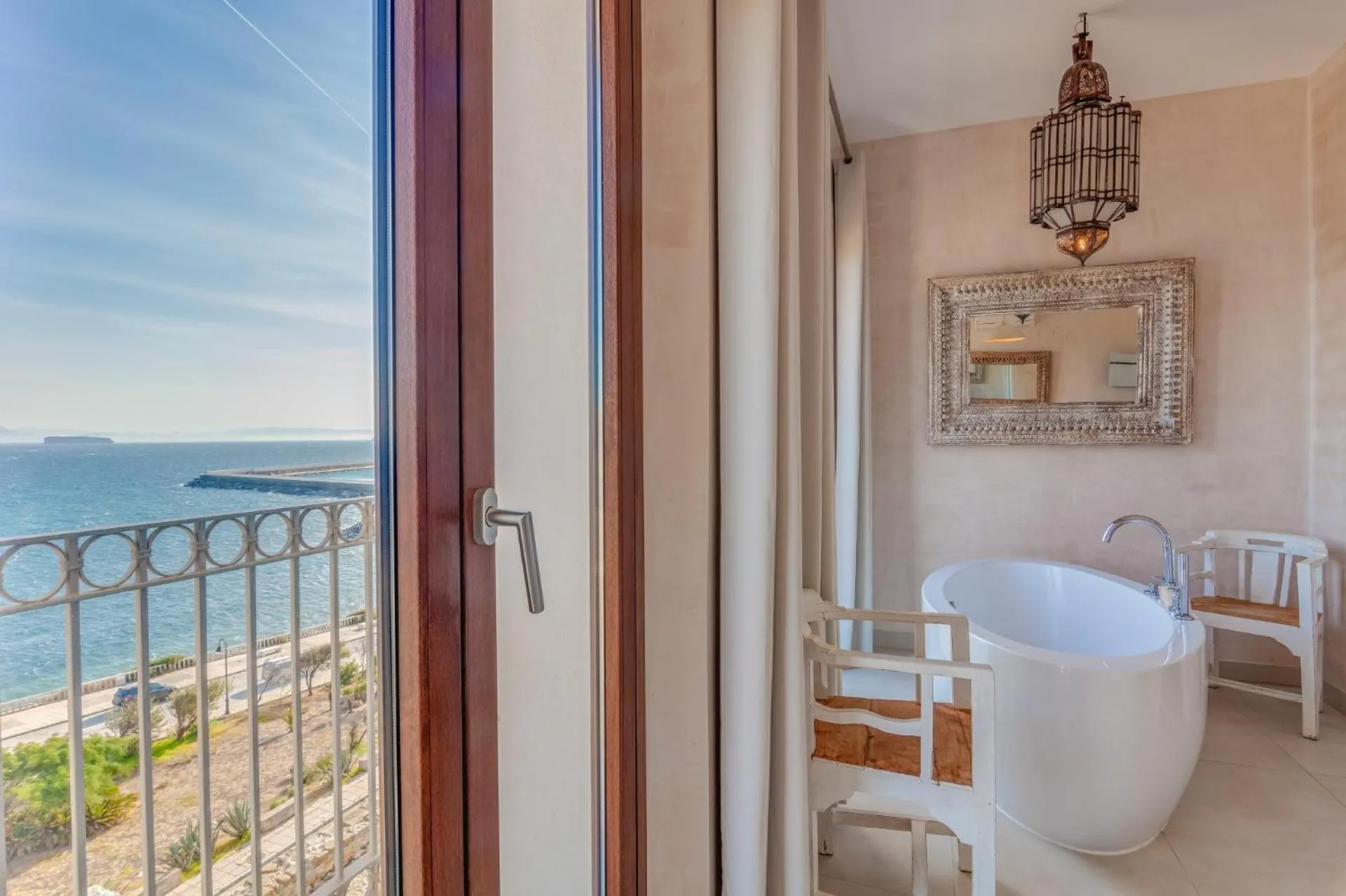 Apartamentos La Residencia Tarifa