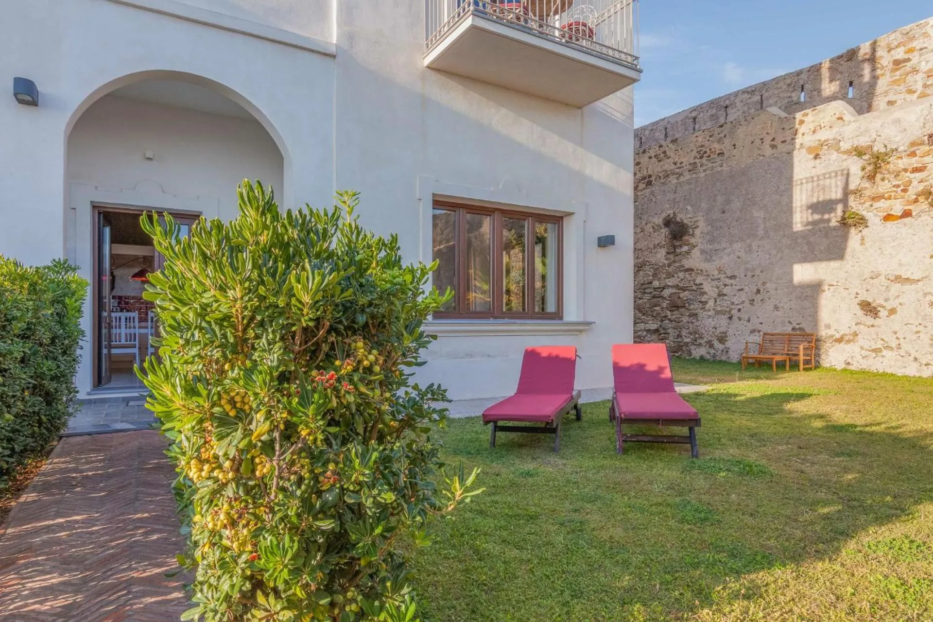 Apartamentos La Residencia Tarifa