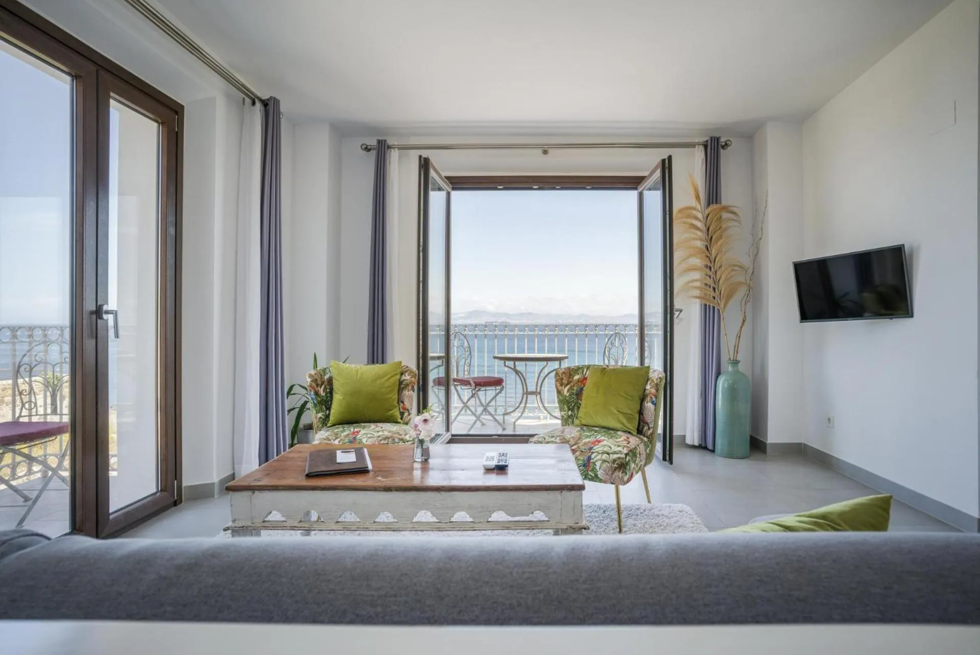 Apartamentos La Residencia Tarifa