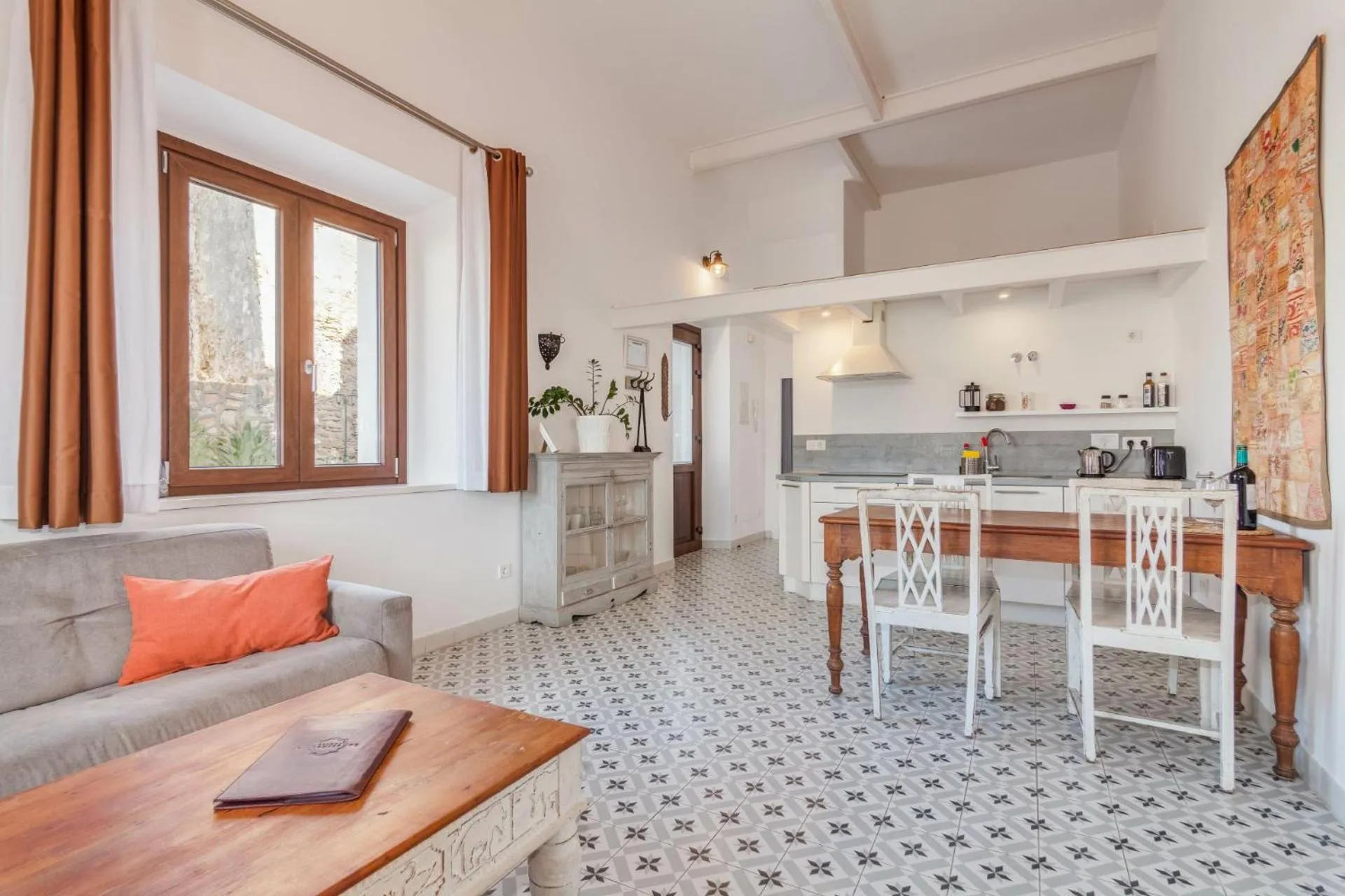 Apartamentos La Residencia Tarifa