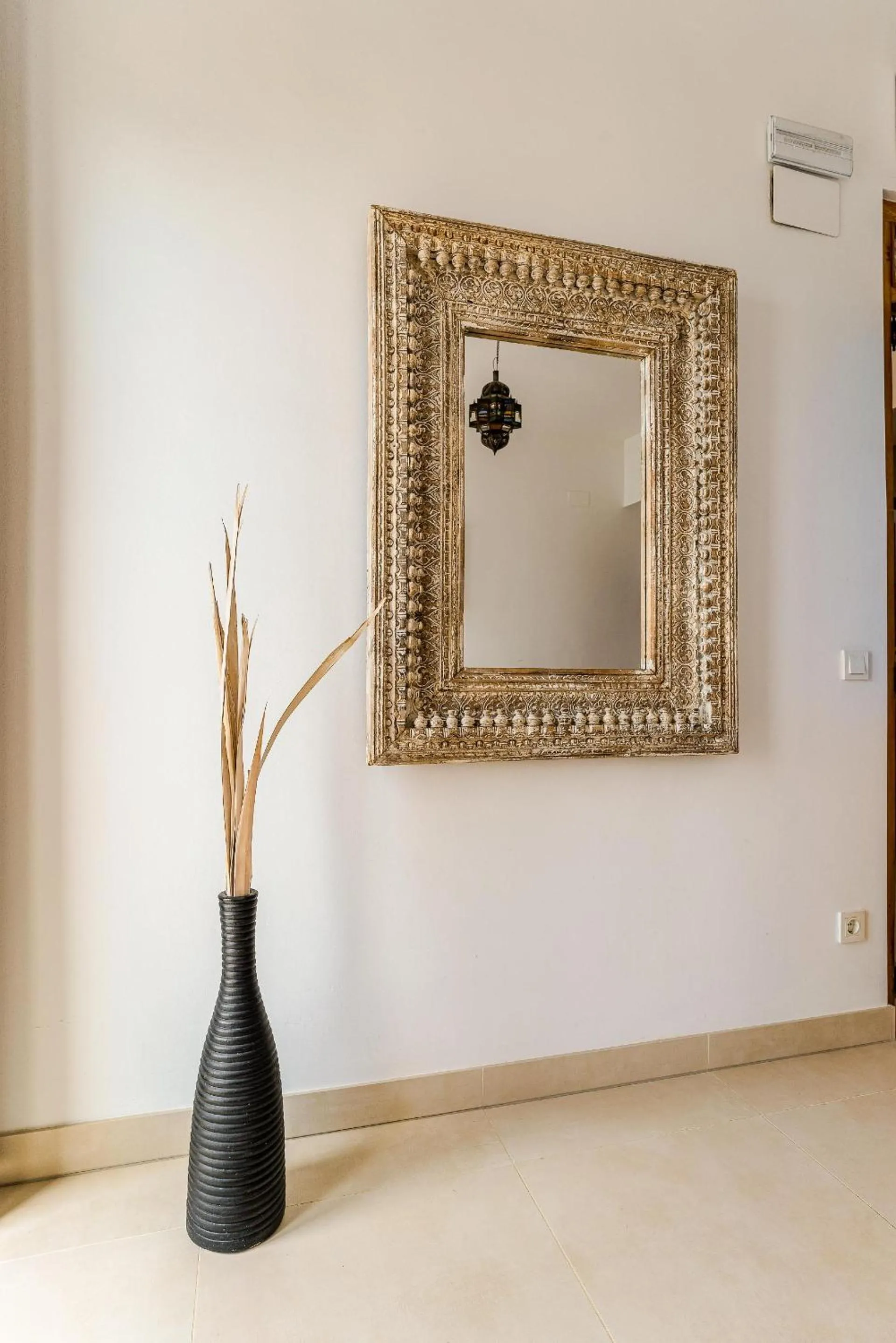 Apartamentos La Residencia Tarifa