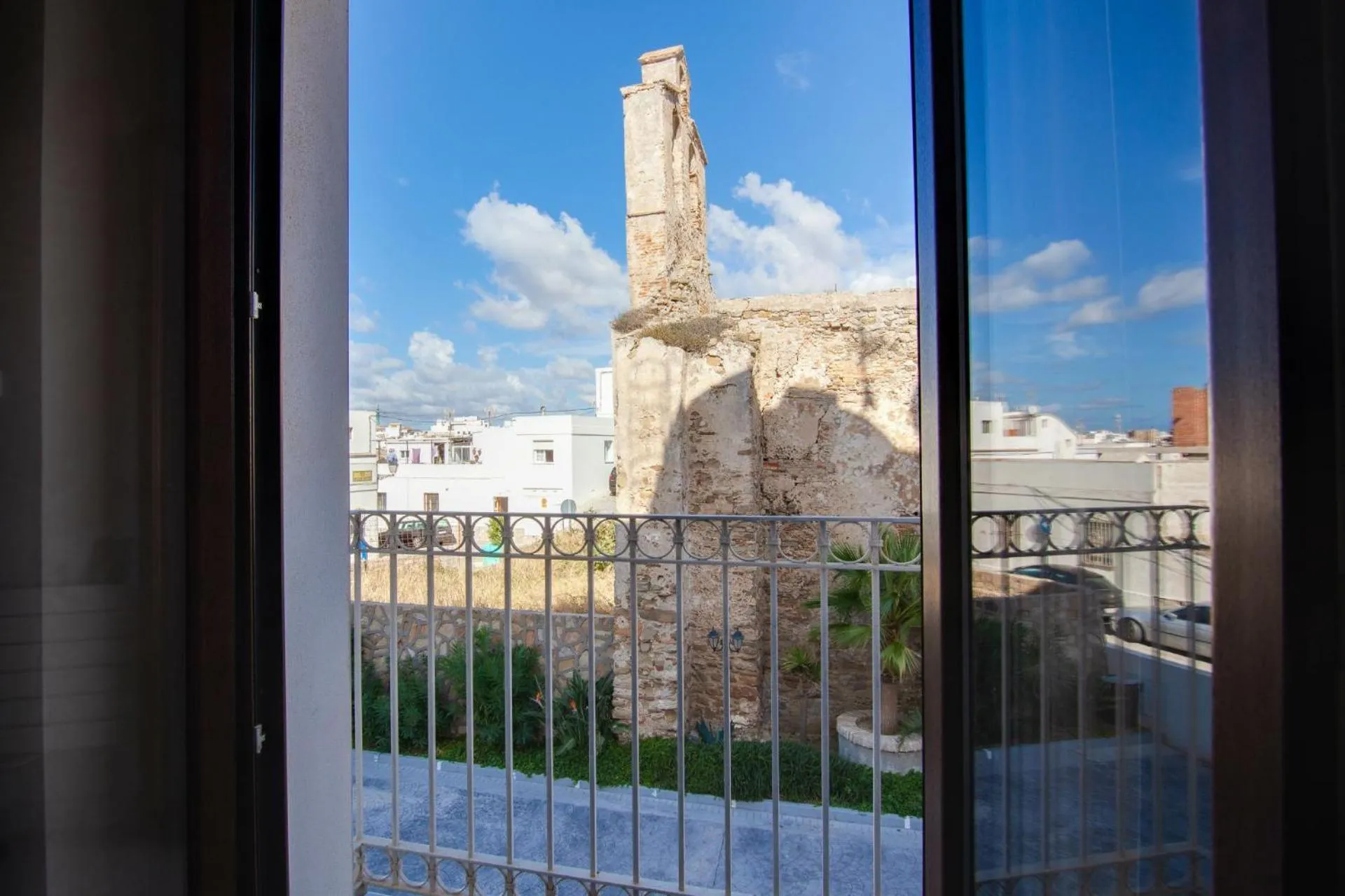 Apartamentos La Residencia Tarifa