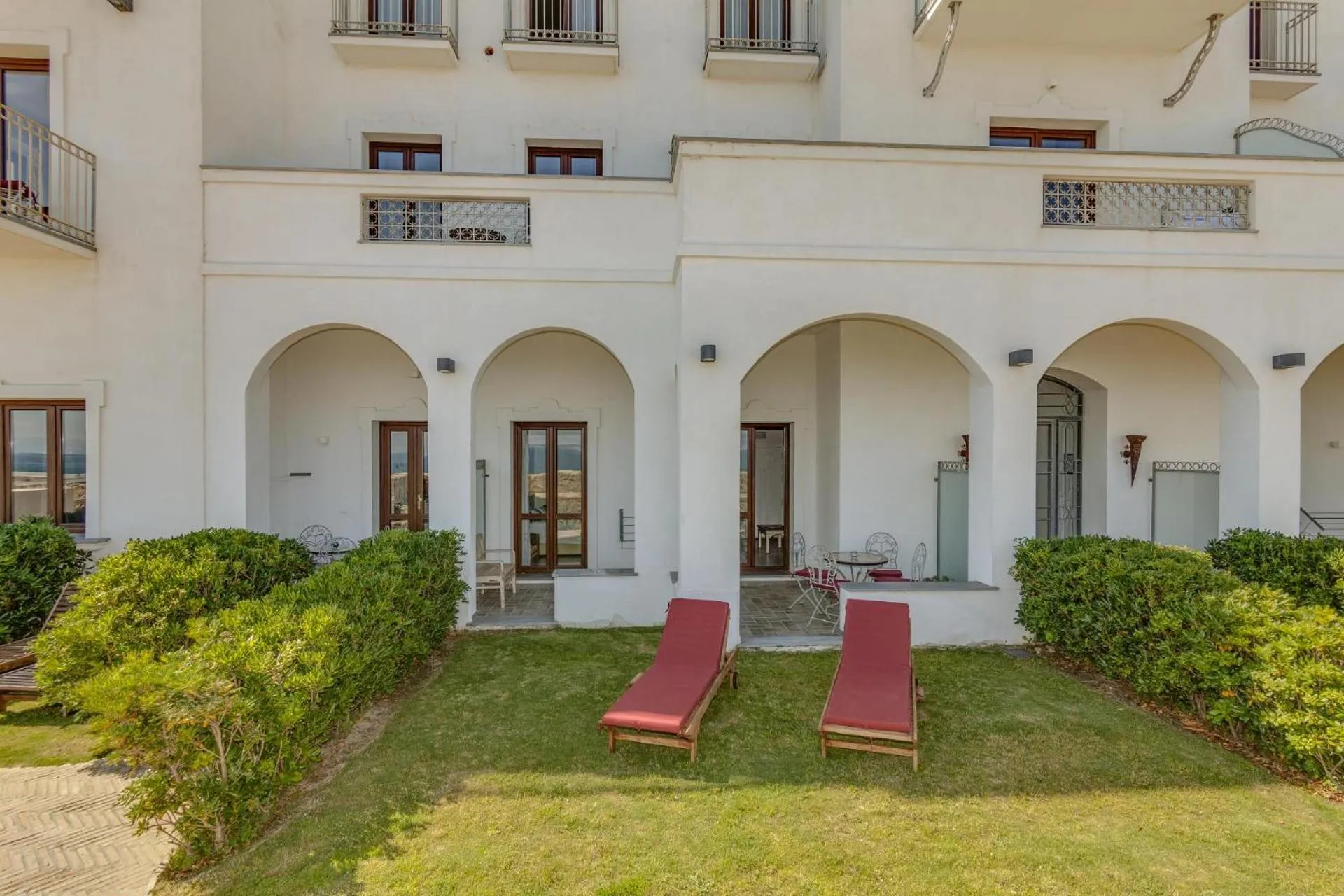 Apartamentos La Residencia Tarifa