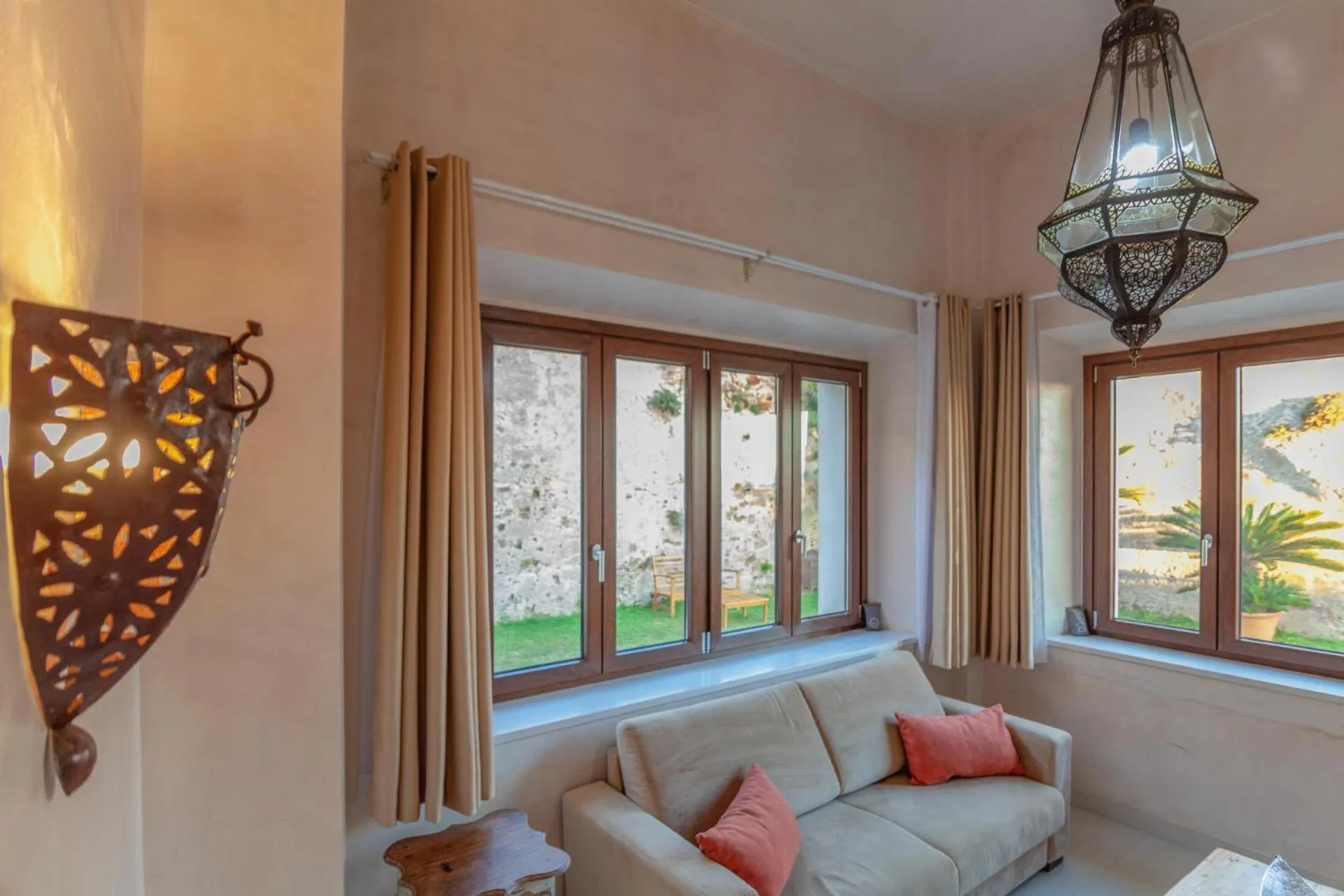 Apartamentos La Residencia Tarifa