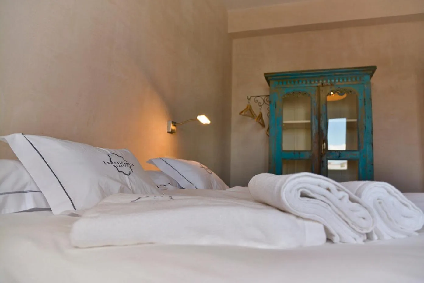 Bed in Apartamentos La Residencia Tarifa