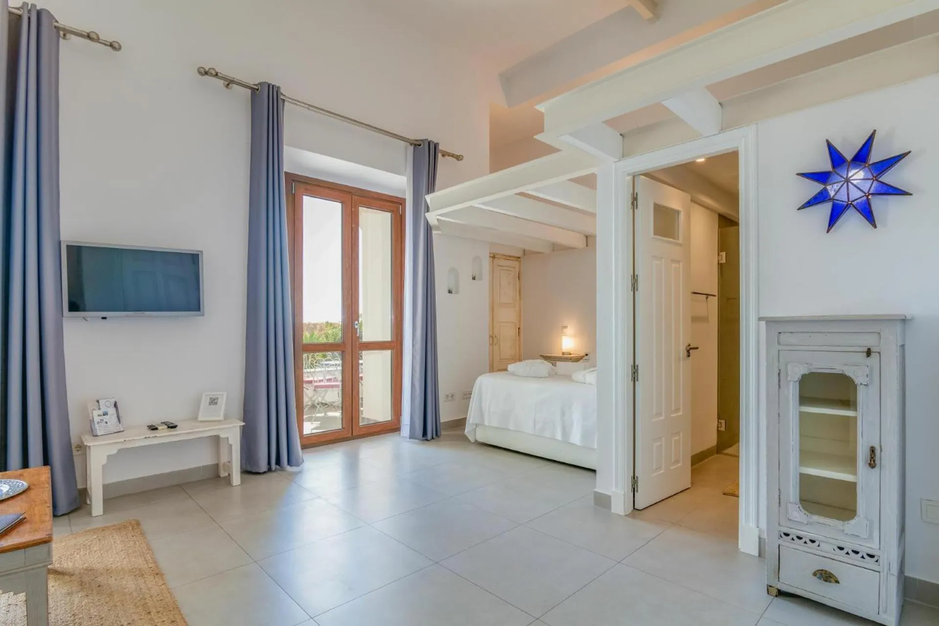 Bed in Apartamentos La Residencia Tarifa