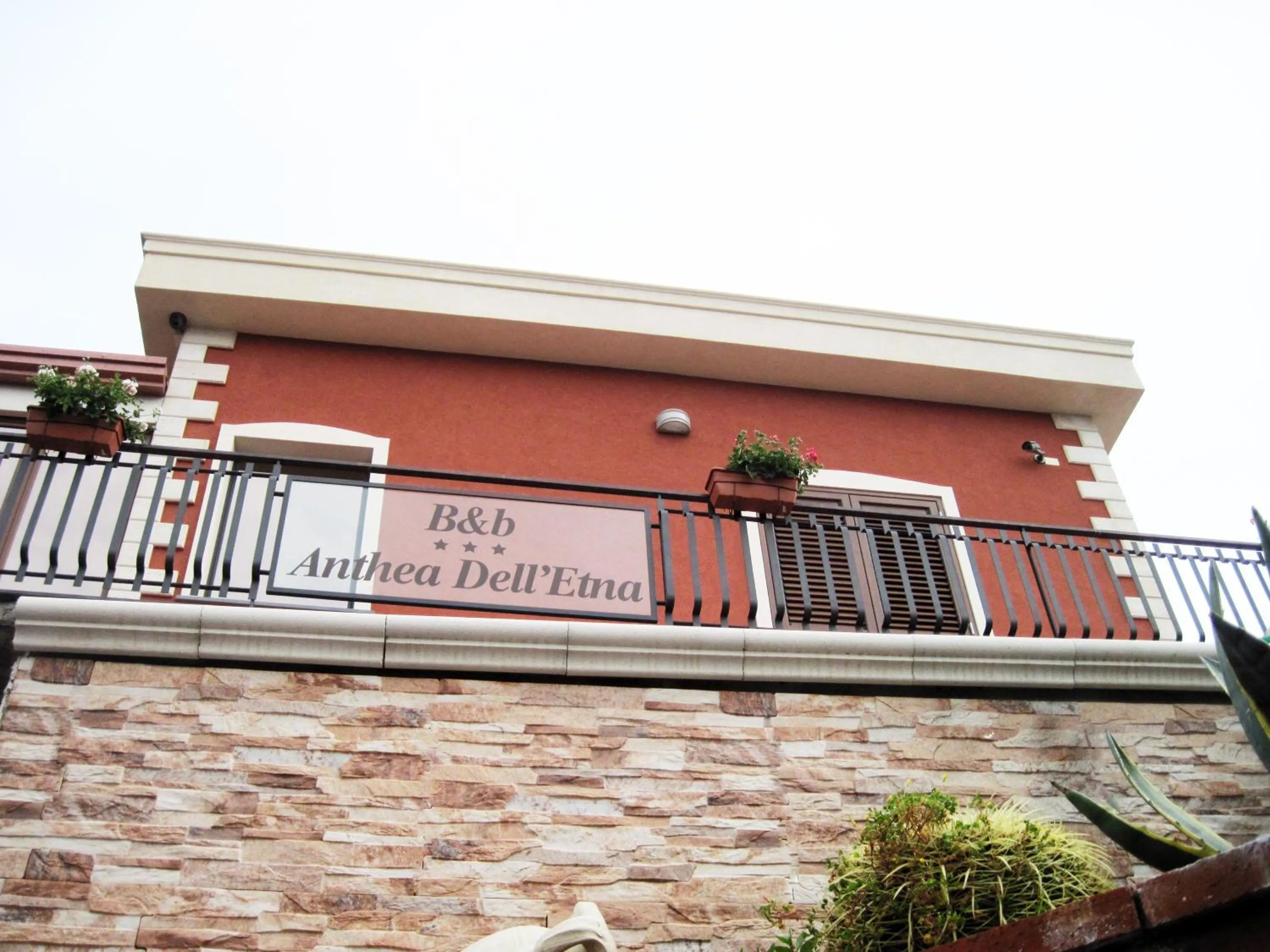 Facade/entrance in Anthea Dell' Etna