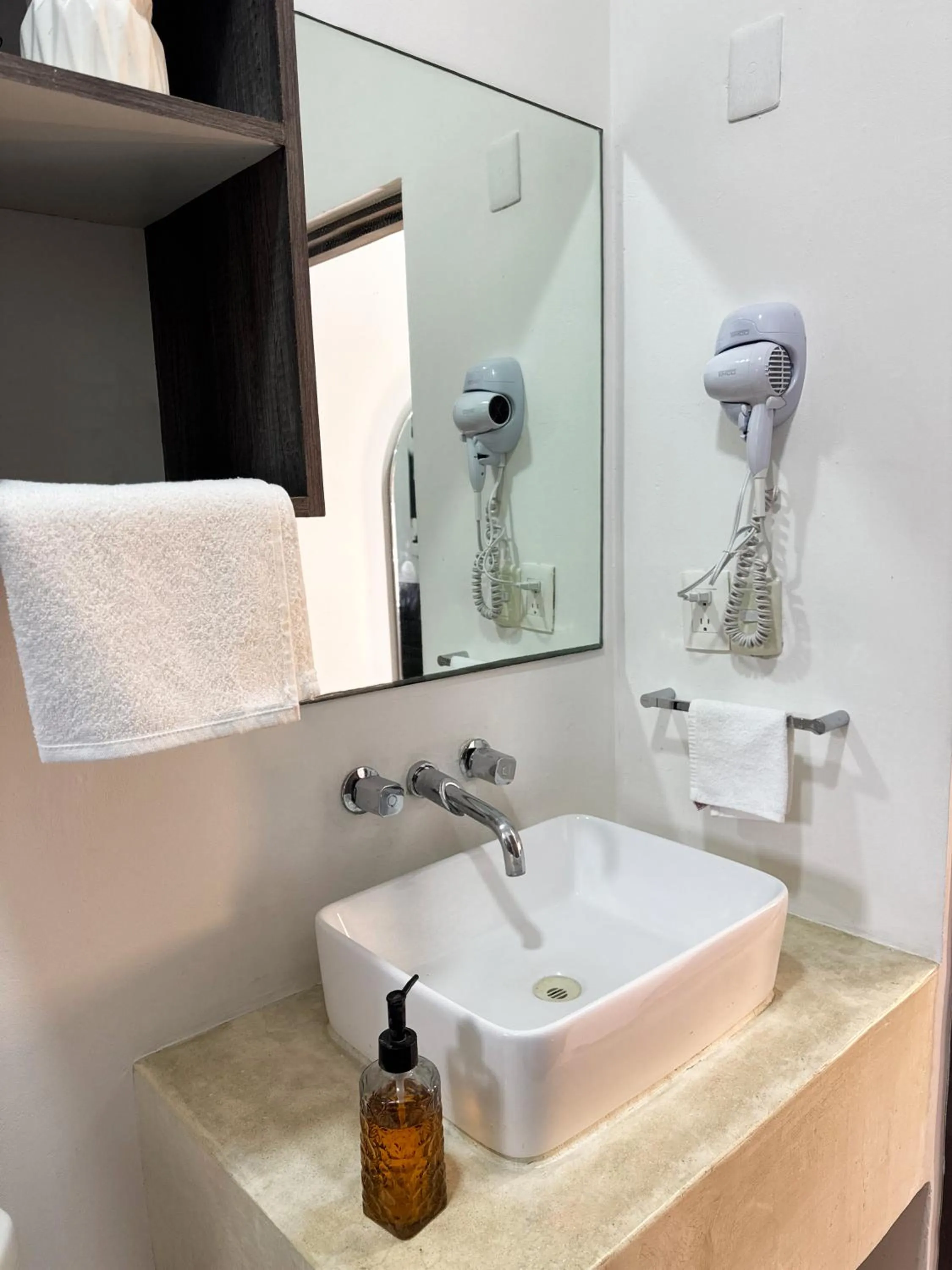 Bathroom in SILVERSANDS Hotel Boutique - 5Th Ave