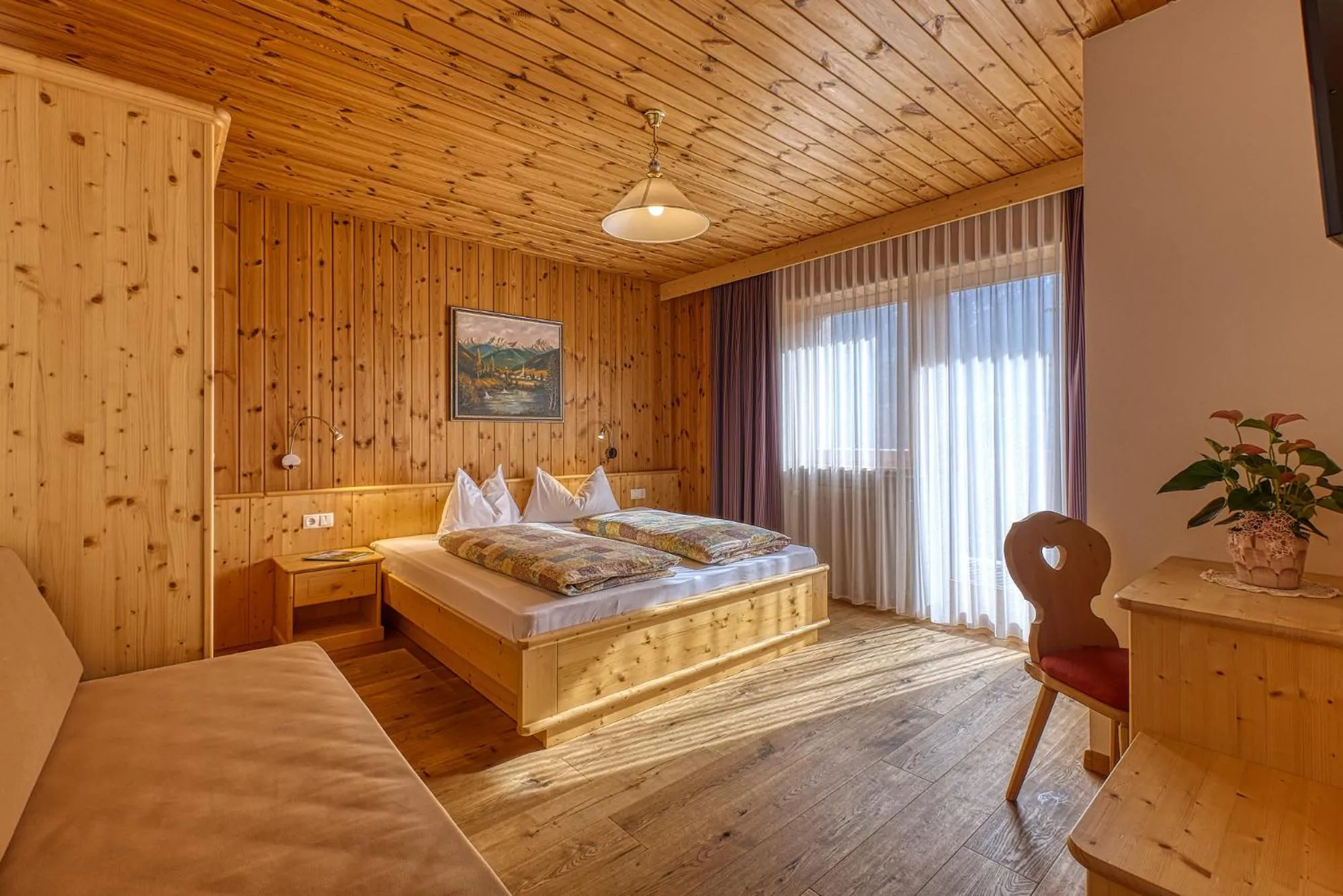 Balcony/Terrace, Bed in Garni Appartments Helvetia