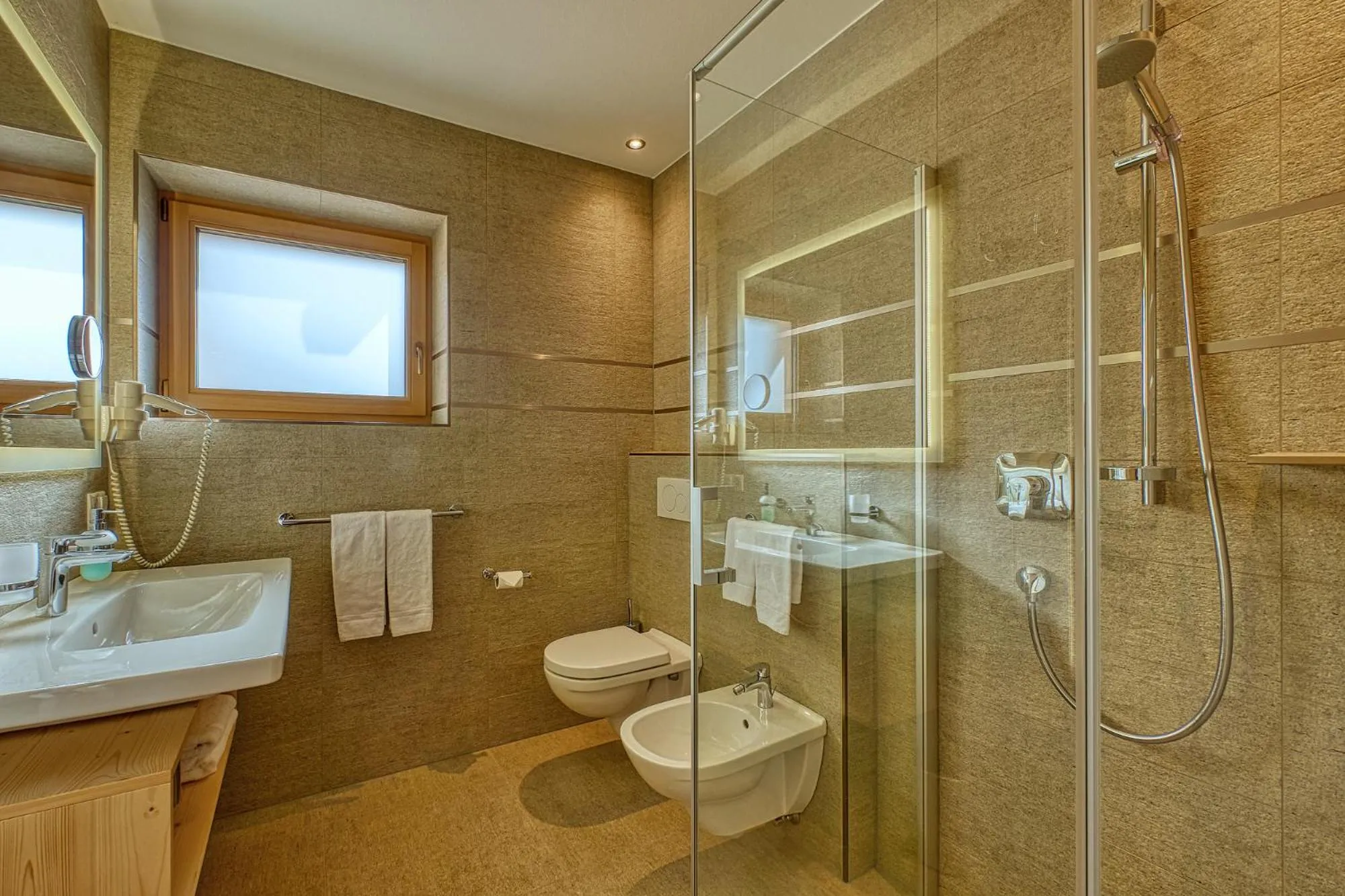 Shower in Garni Appartments Helvetia