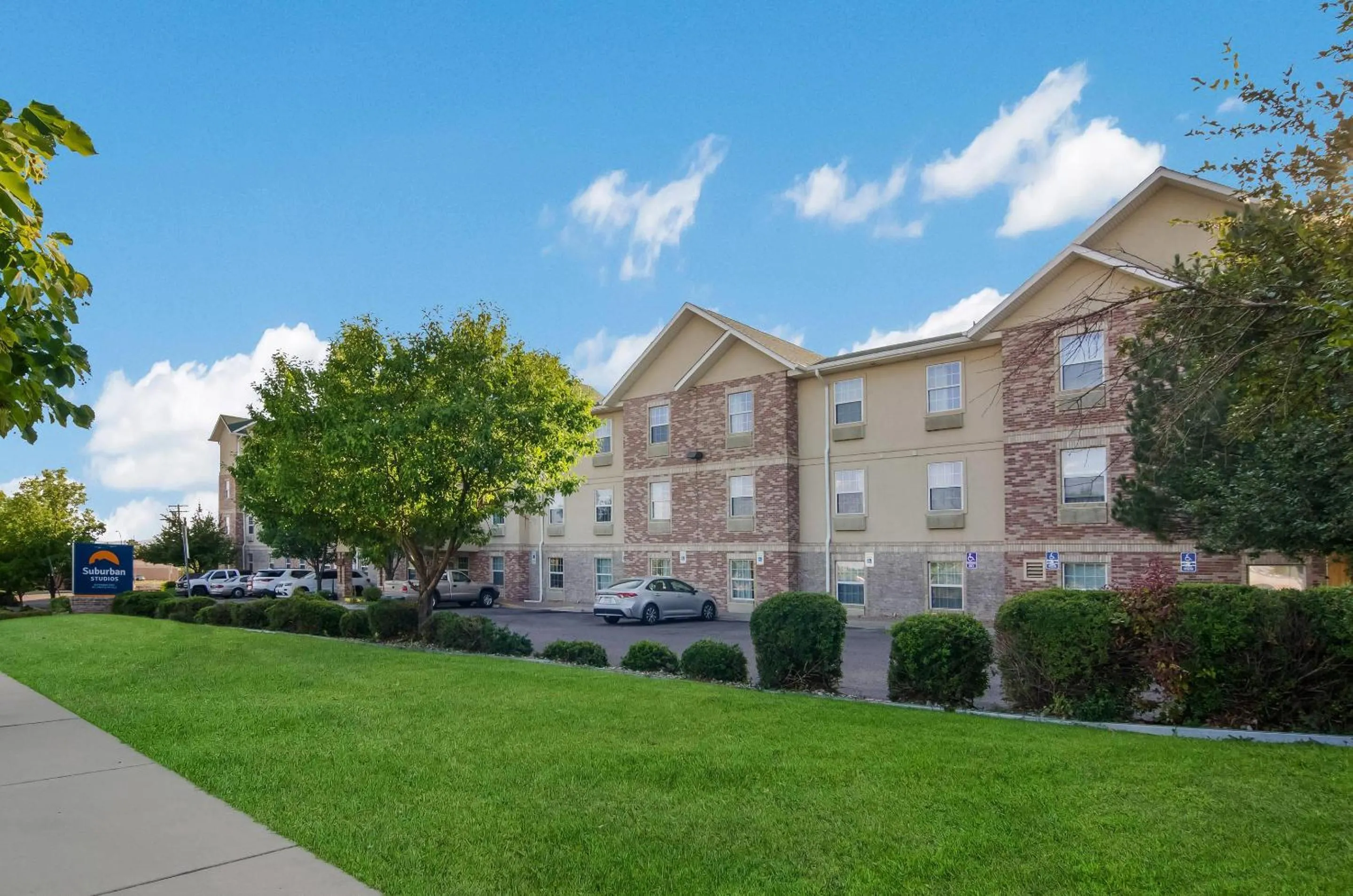 Property building in Suburban Studios Denver Central-Arvada