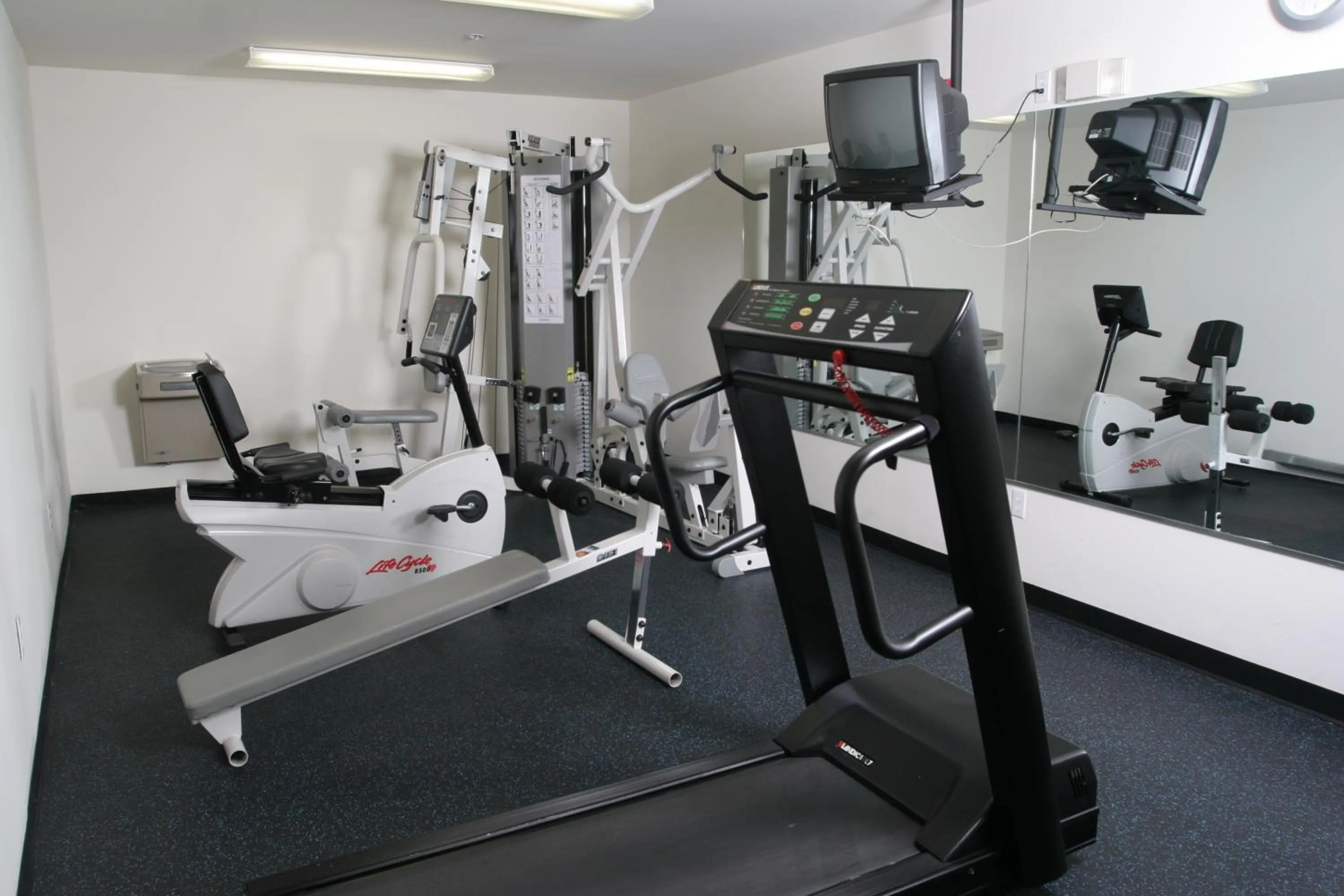 Fitness centre/facilities in Suburban Studios Denver Central-Arvada