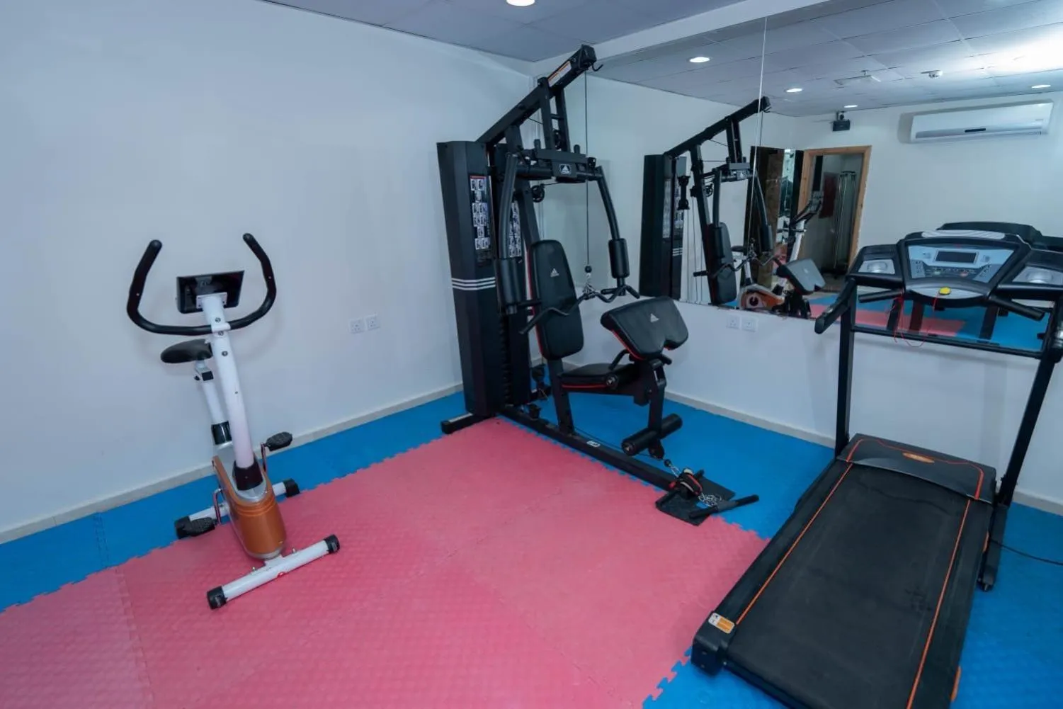 Fitness centre/facilities in Rizq Palace Hotel Makkah