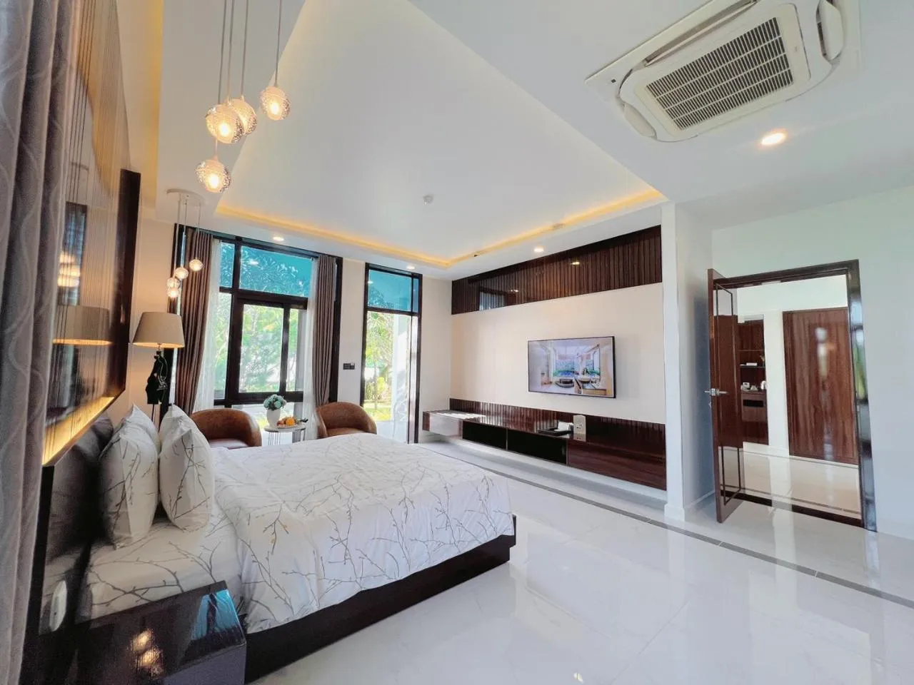 Bed in Carmelina Beach Resort Ho Tram