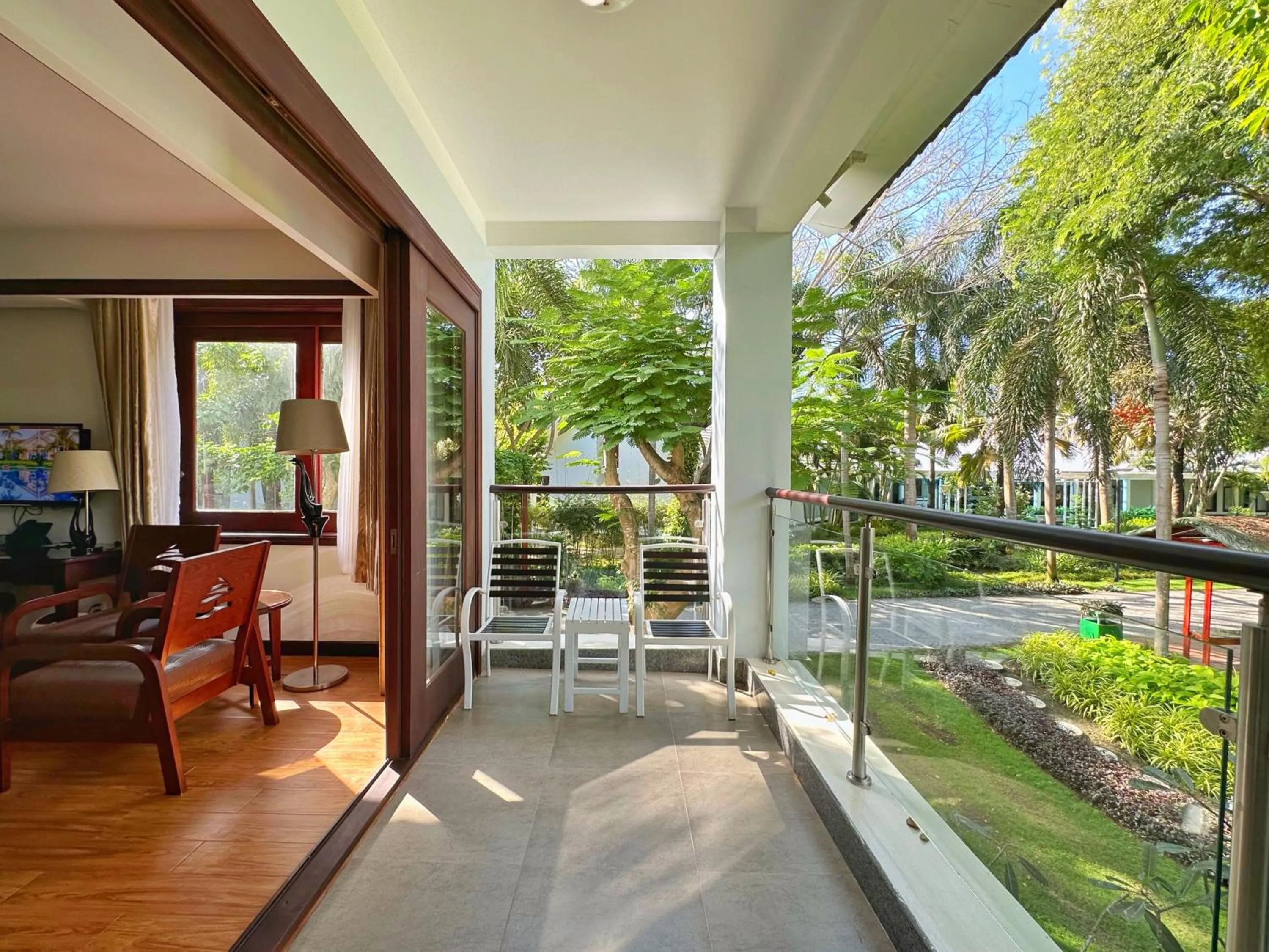 Balcony/Terrace in Carmelina Beach Resort Ho Tram