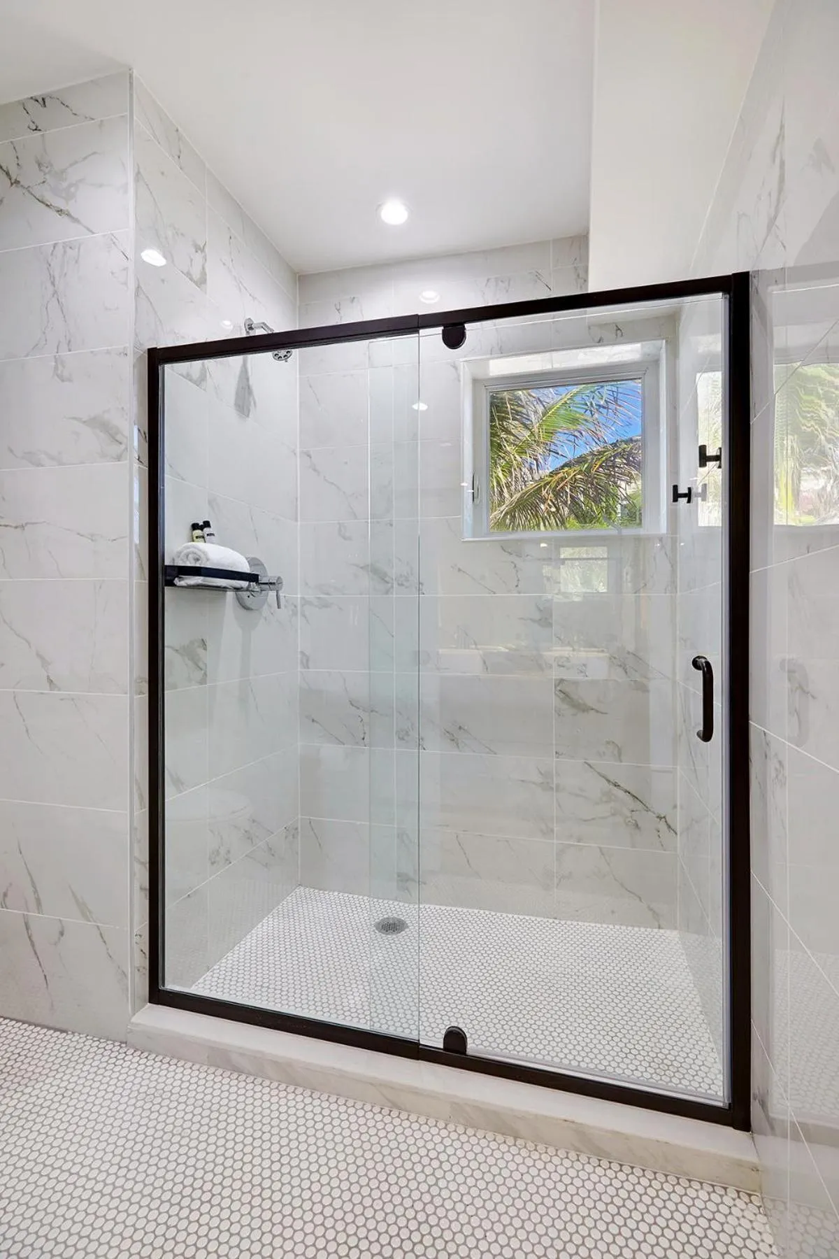 Bathroom in Ocean Treasure Beachside Suites