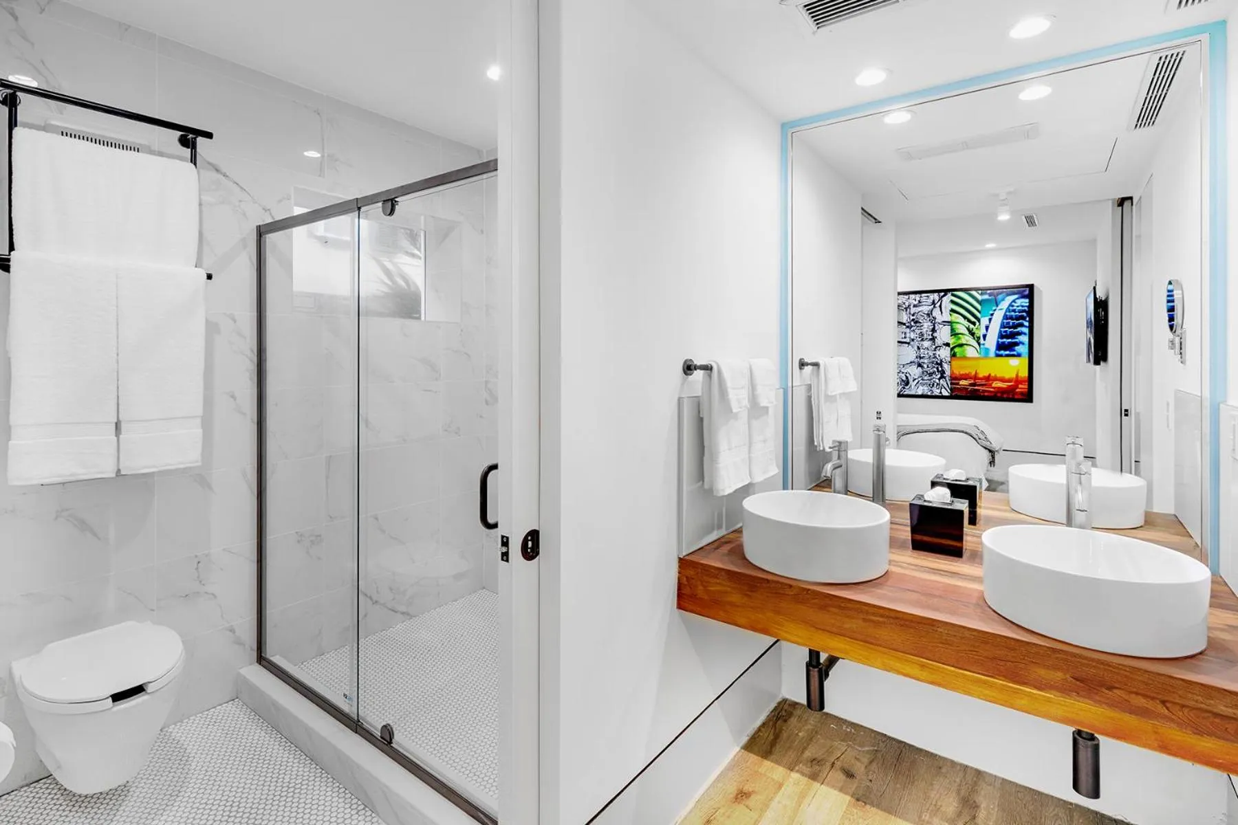 Bathroom in Ocean Treasure Beachside Suites