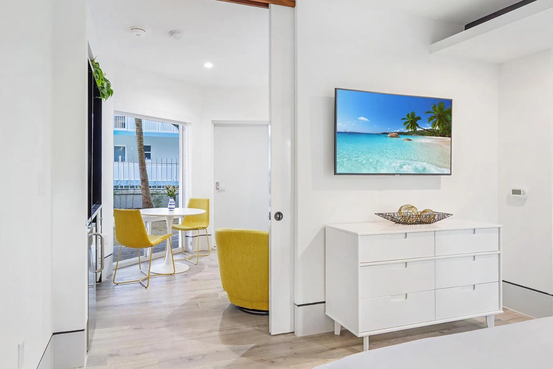 Dining area in Ocean Treasure Beachside Suites