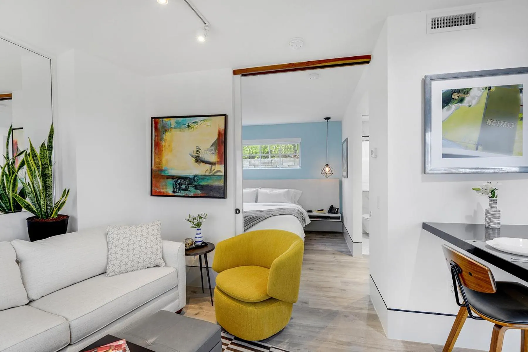 Living room in Ocean Treasure Beachside Suites