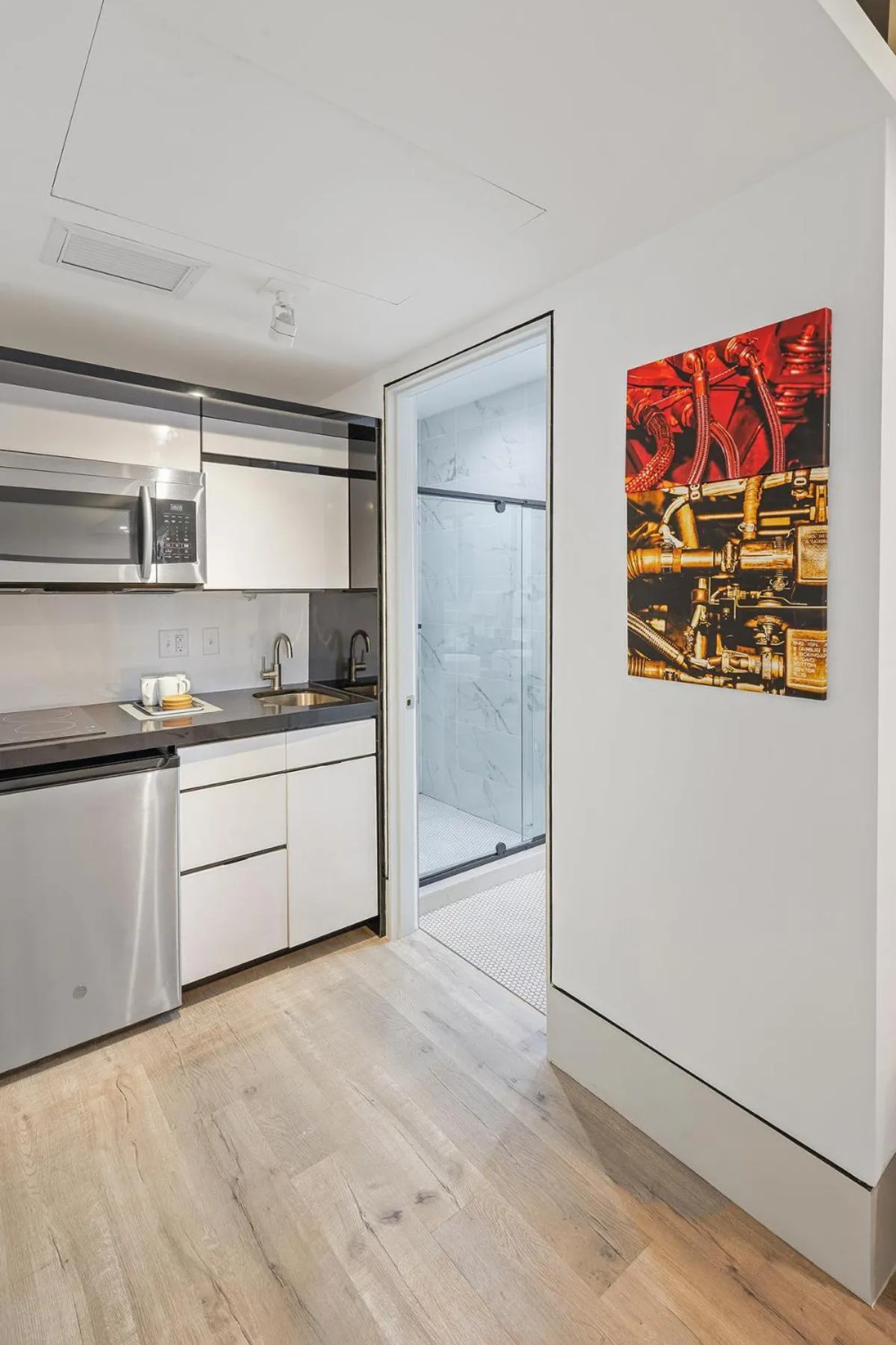 Kitchen or kitchenette in Ocean Treasure Beachside Suites