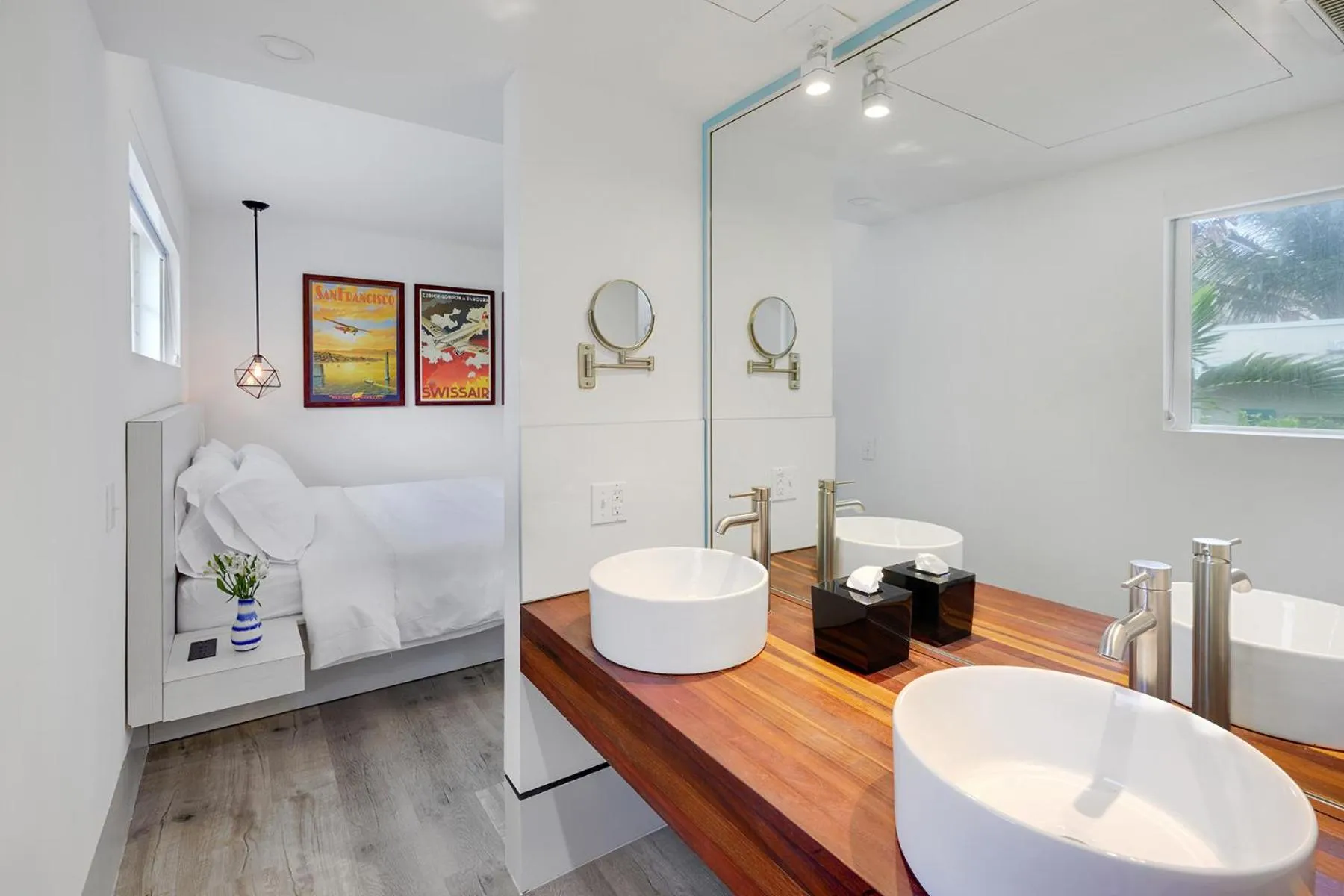 Bathroom in Ocean Treasure Beachside Suites