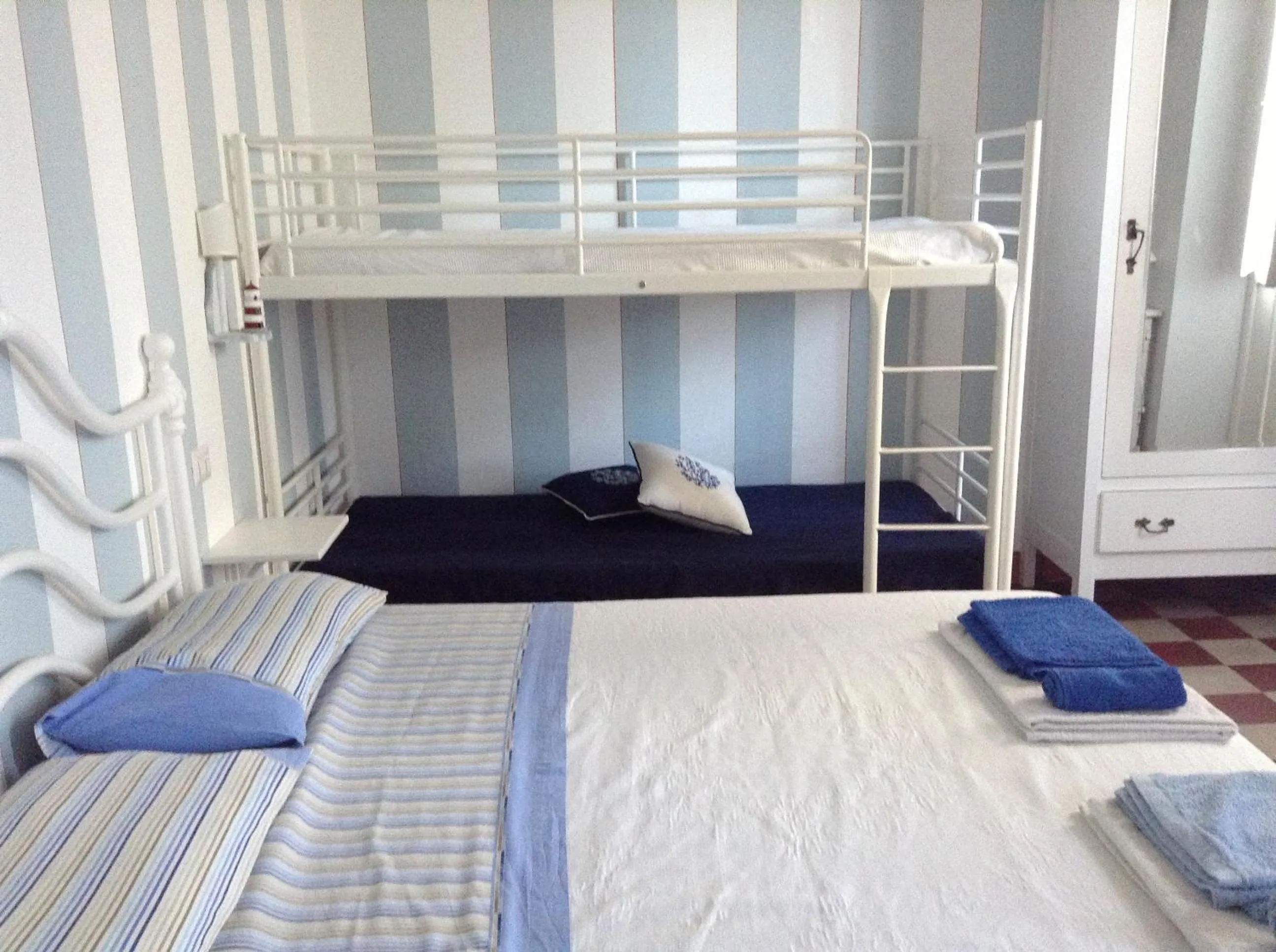 bunk bed, Bed in Perfume Do Mar