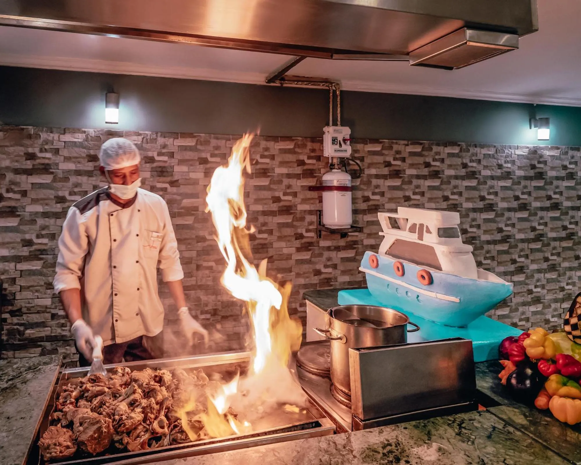 Restaurant/places to eat in AMC Royal Hotel & Spa