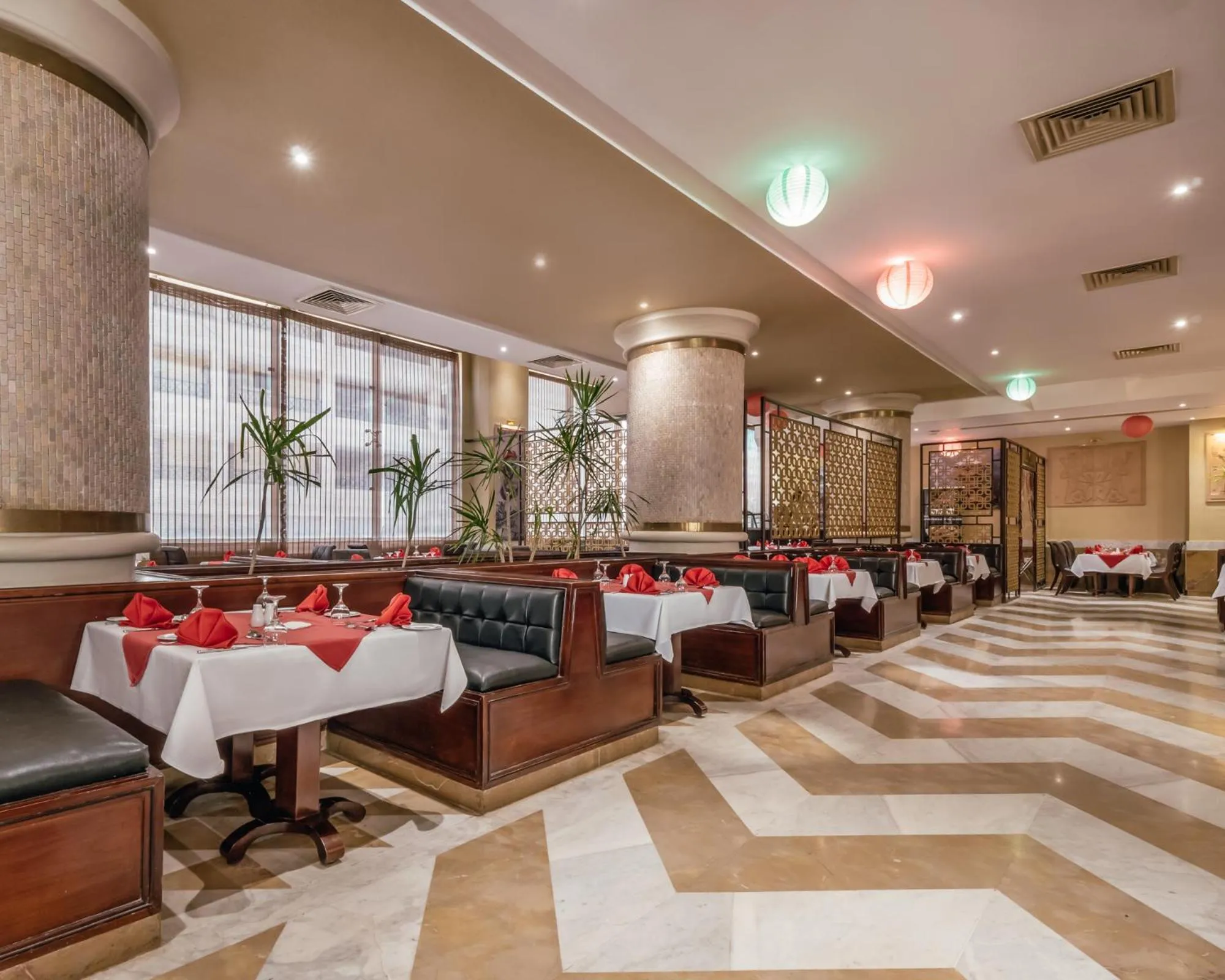 Restaurant/places to eat in AMC Royal Hotel & Spa