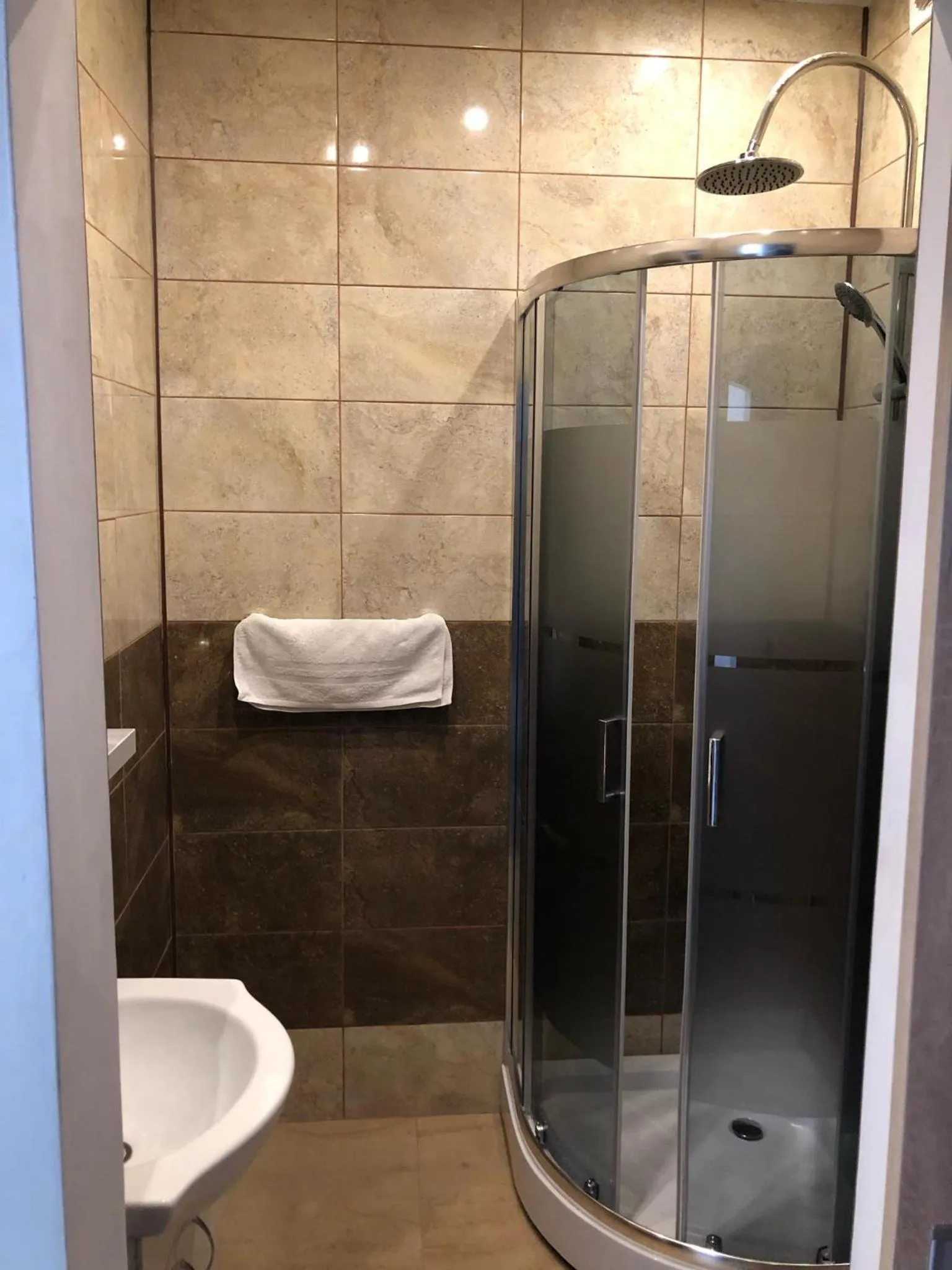 Shower in Hotel Piast
