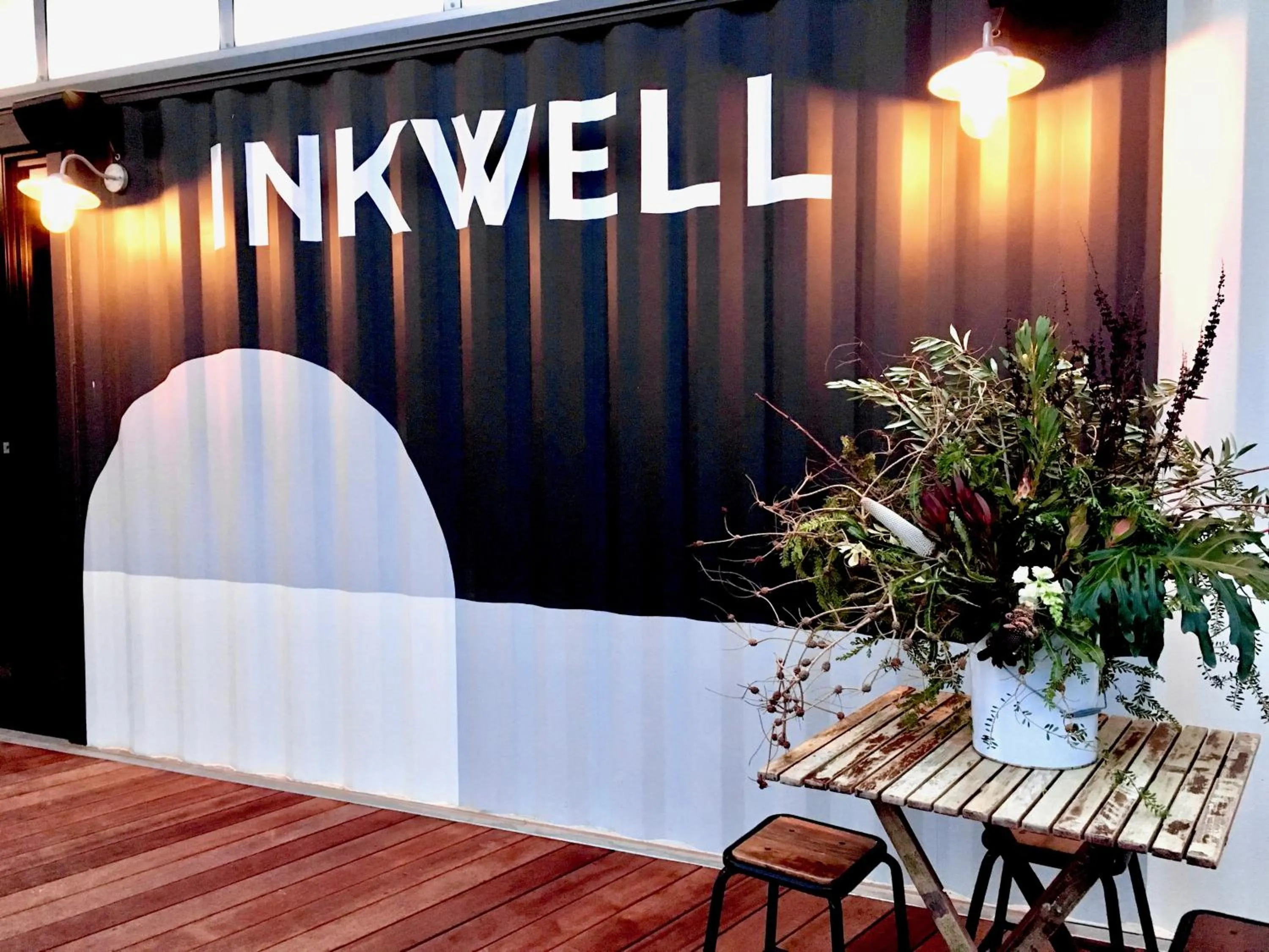 Lobby or reception in Hotel California Road at Inkwell Wines