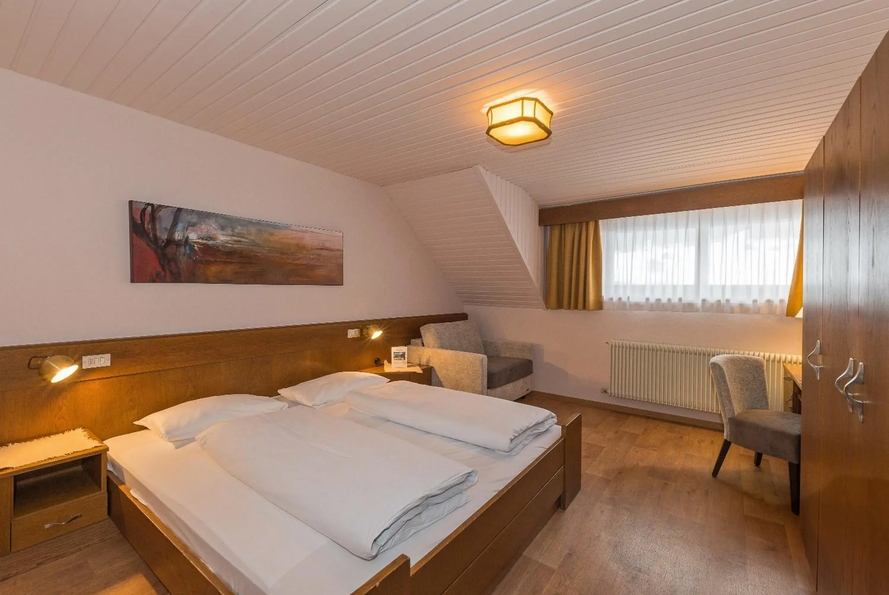 Double Room - single occupancy in Hotel Mondschein Double Room - single occupancy in Hotel Mondschein