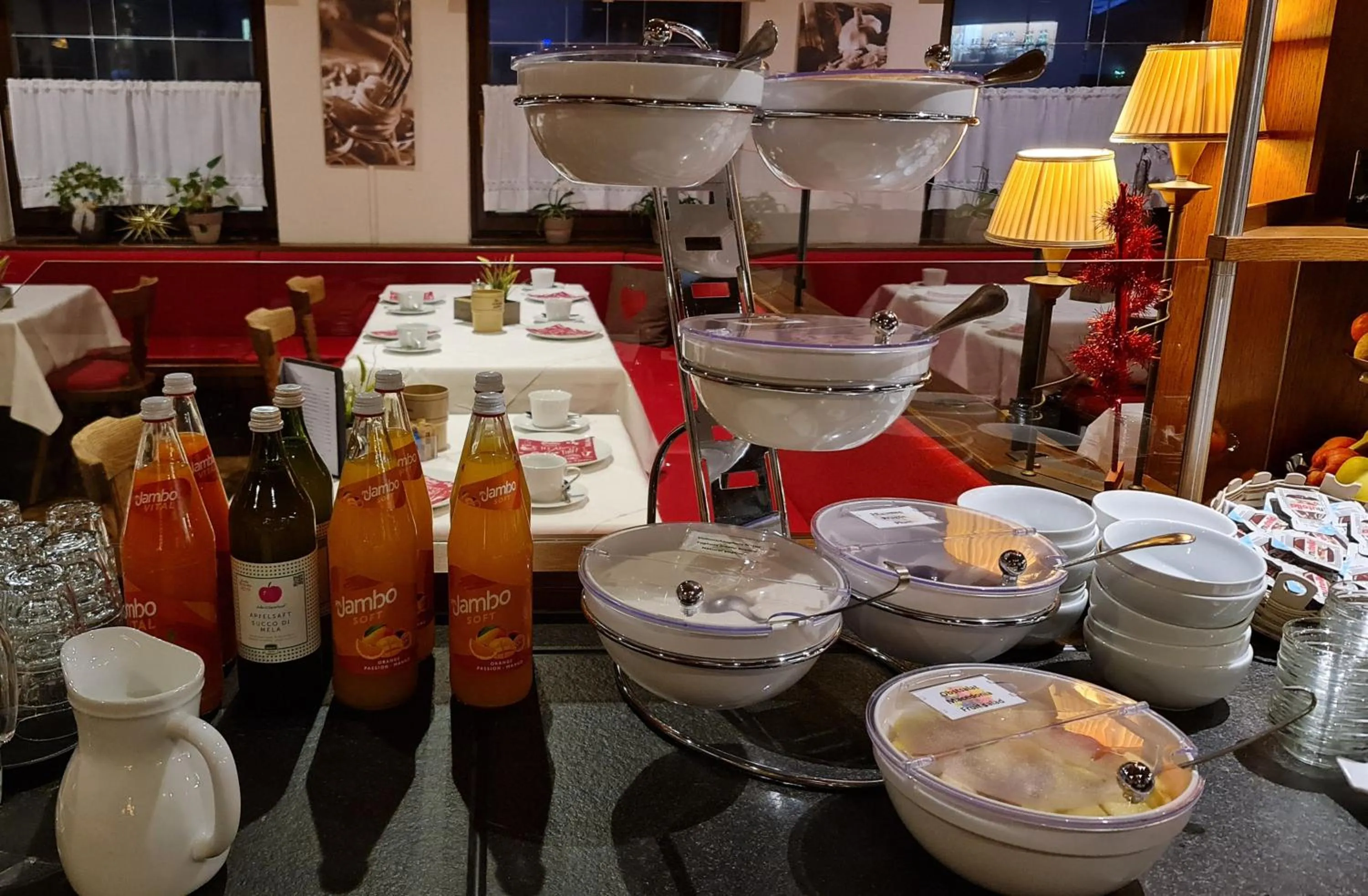 Food in Hotel Mondschein