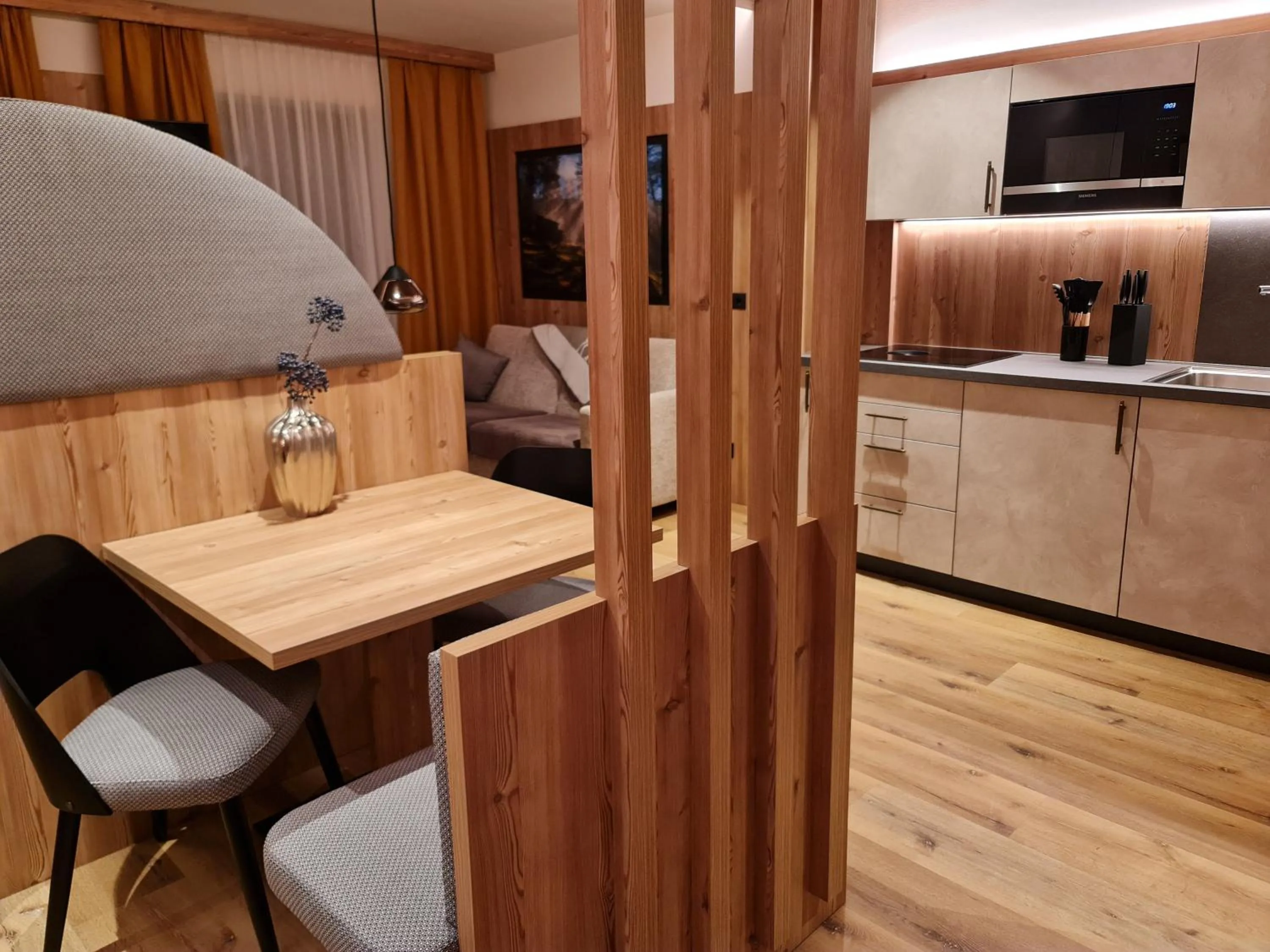 Kitchen or kitchenette in Hotel Mondschein