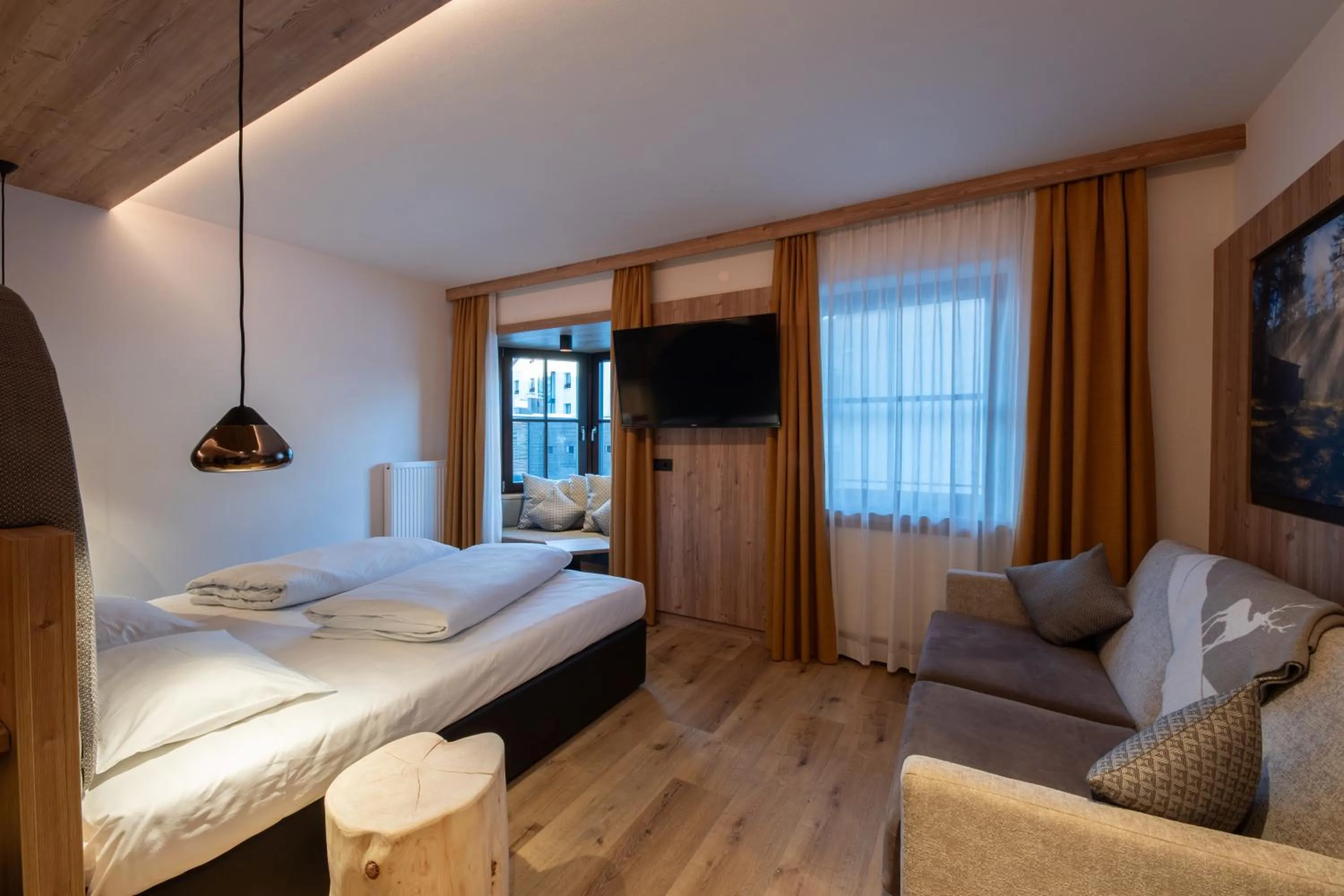 Bed in Hotel Mondschein