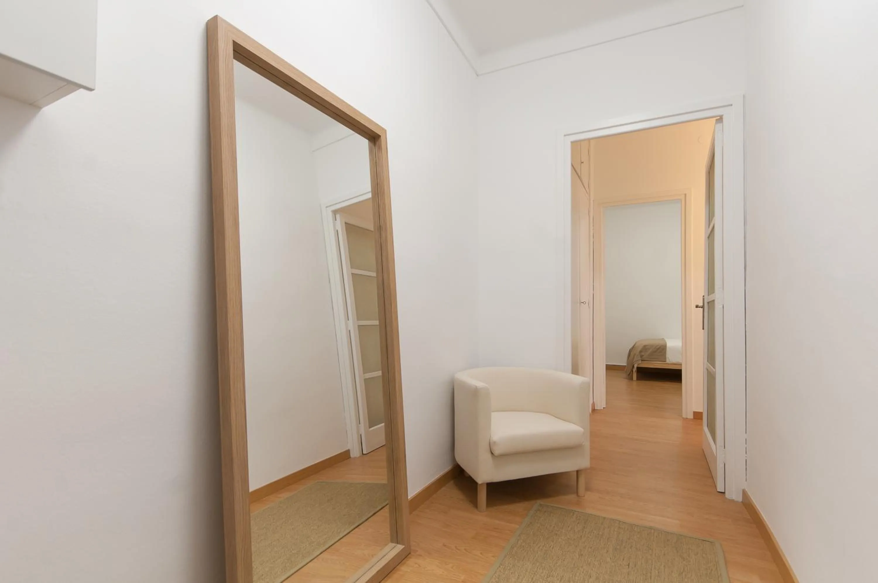 Decorative detail, Bed in Weflating Ramblas