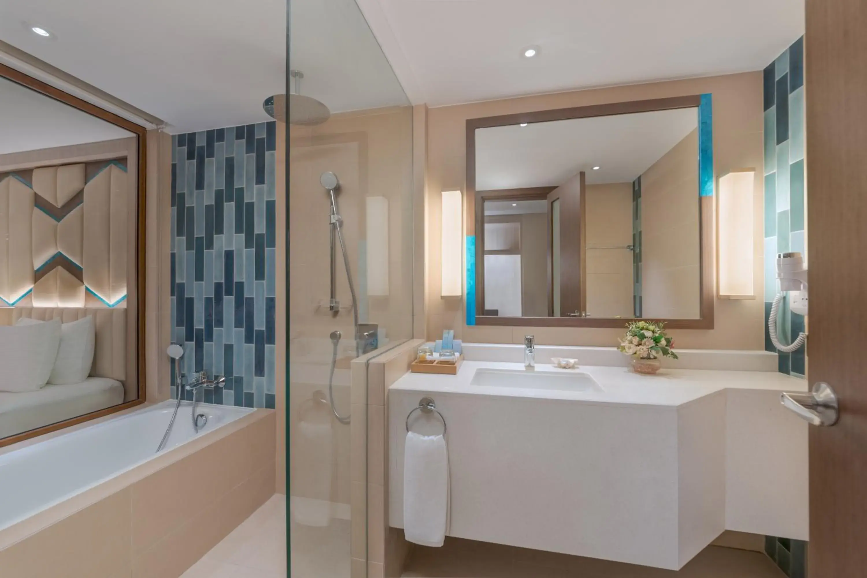 Premier Room with Direct Pool Access in Henann Tawala Resort Premier Room with Direct Pool Access in Henann Tawala Resort