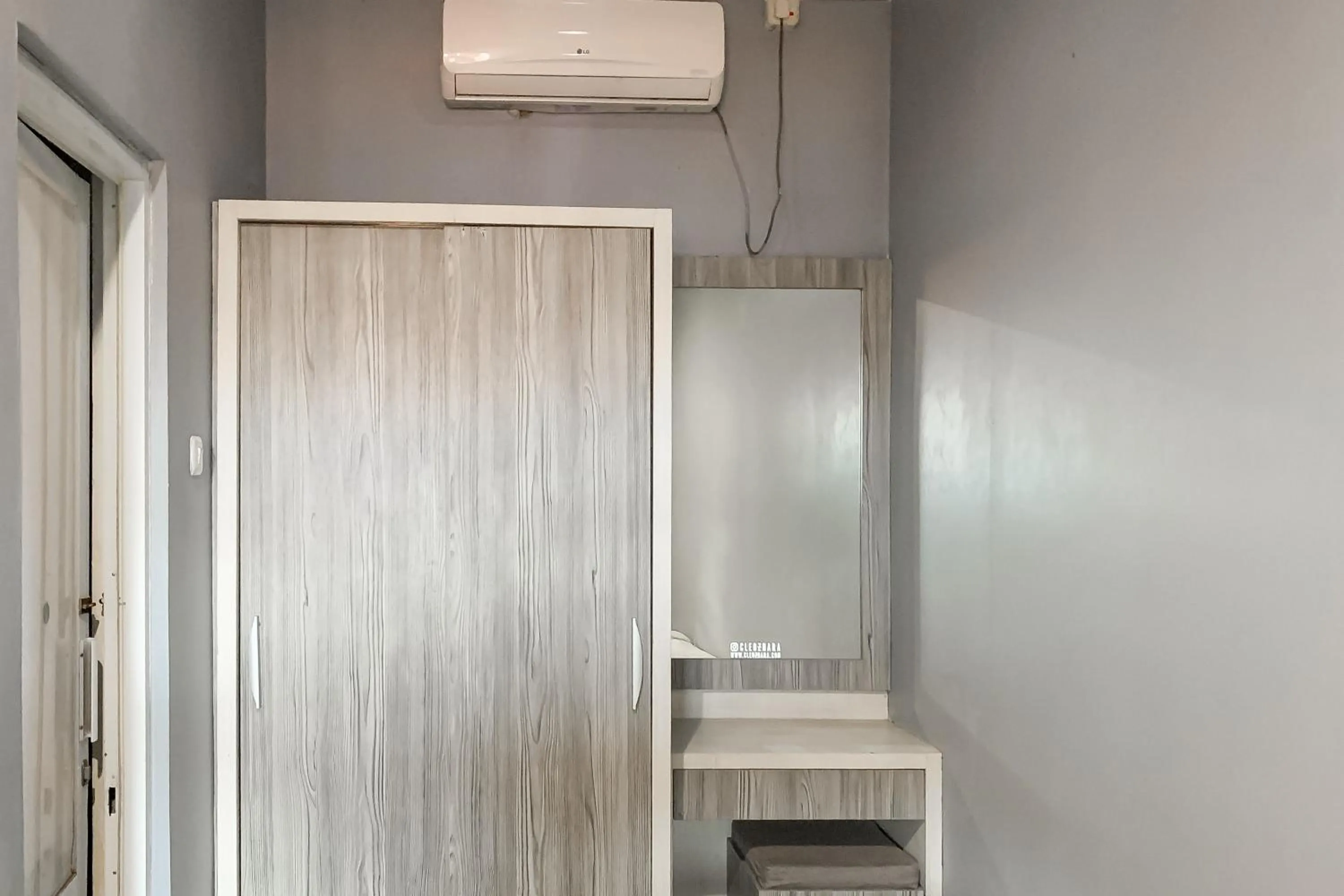 Bedroom in Karins Guesthouse Syariah RedPartner