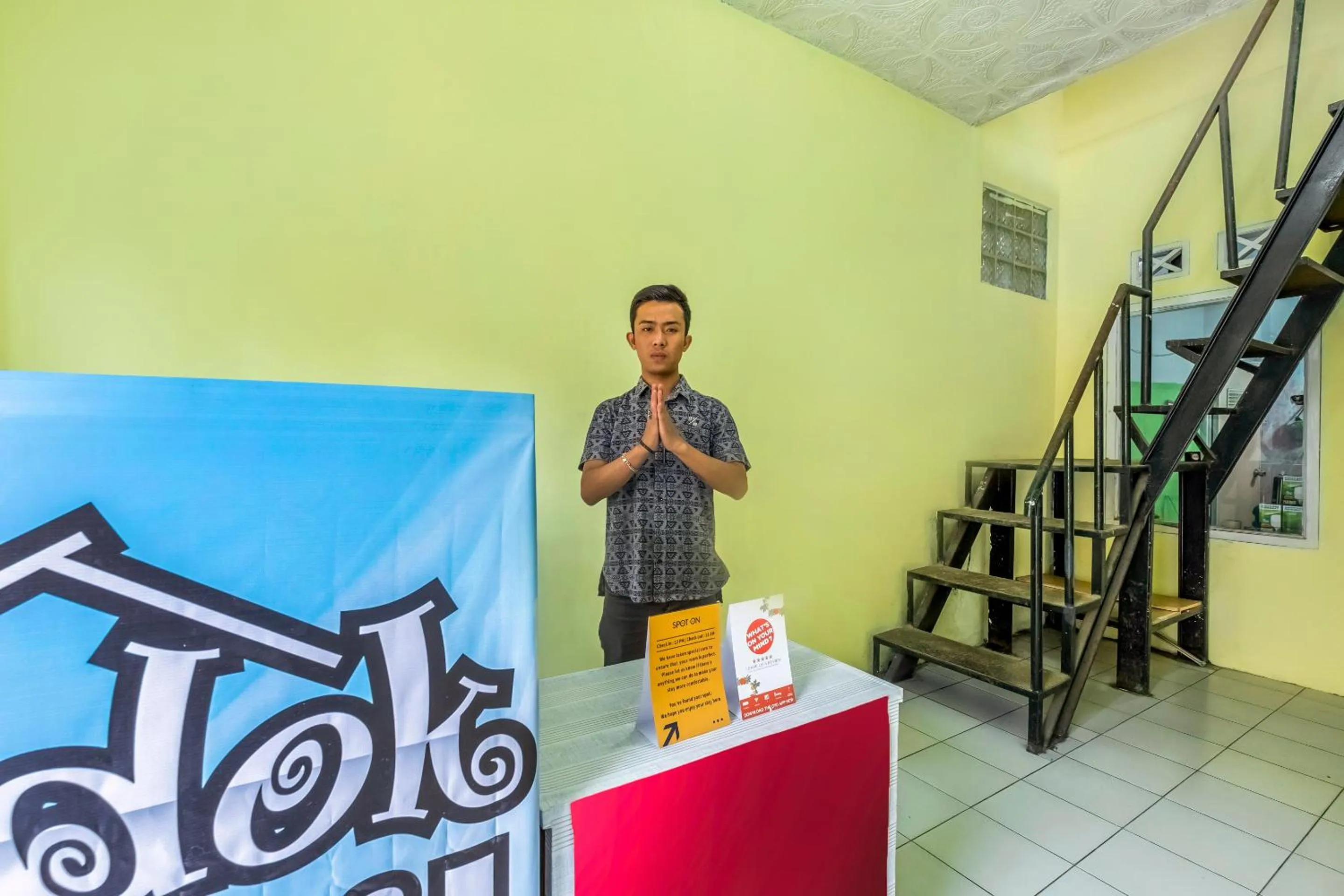 Lobby or reception in Hotel O Pondok Nabil