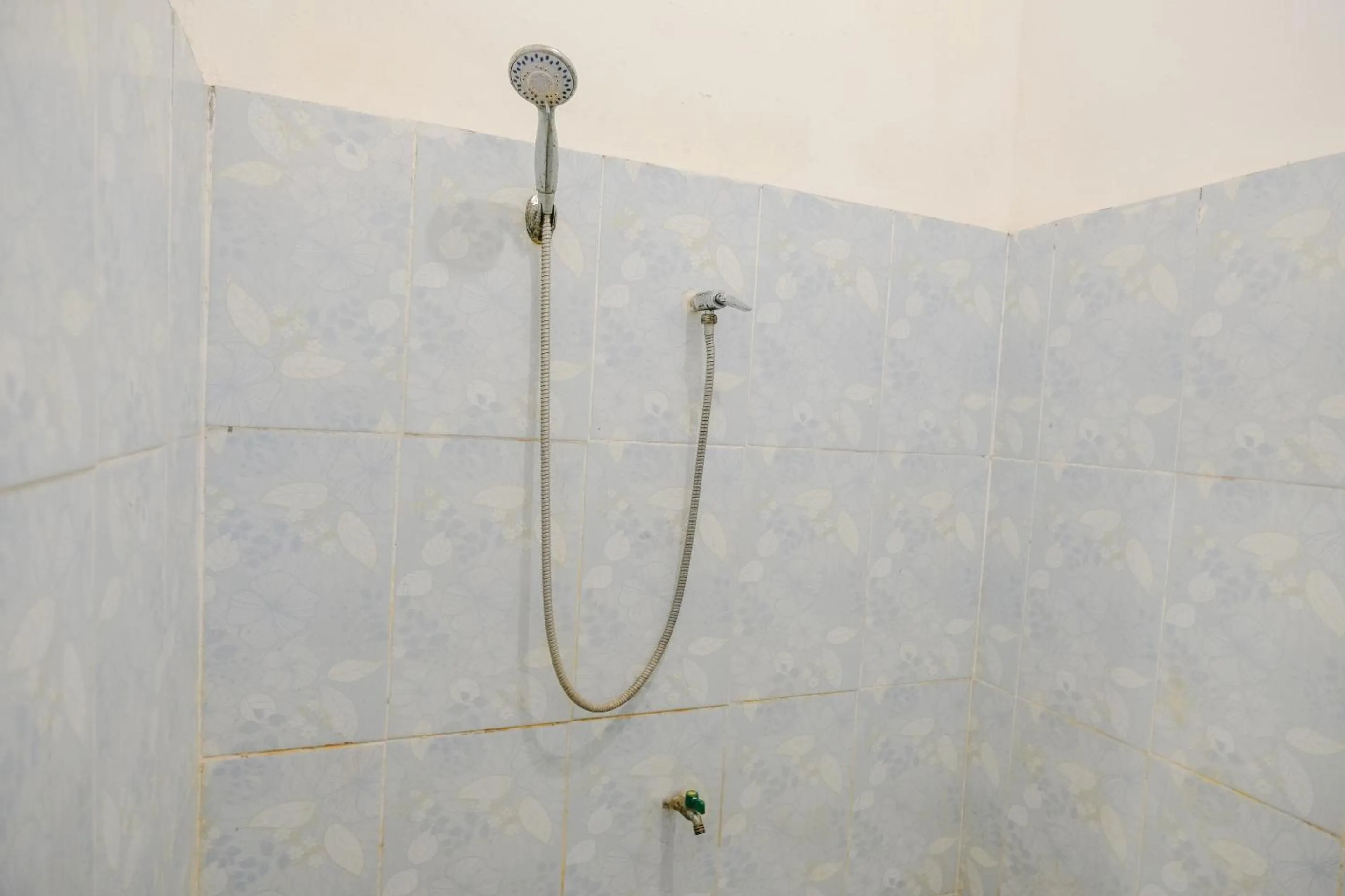 Bathroom in OYO 2417 Melati Residence