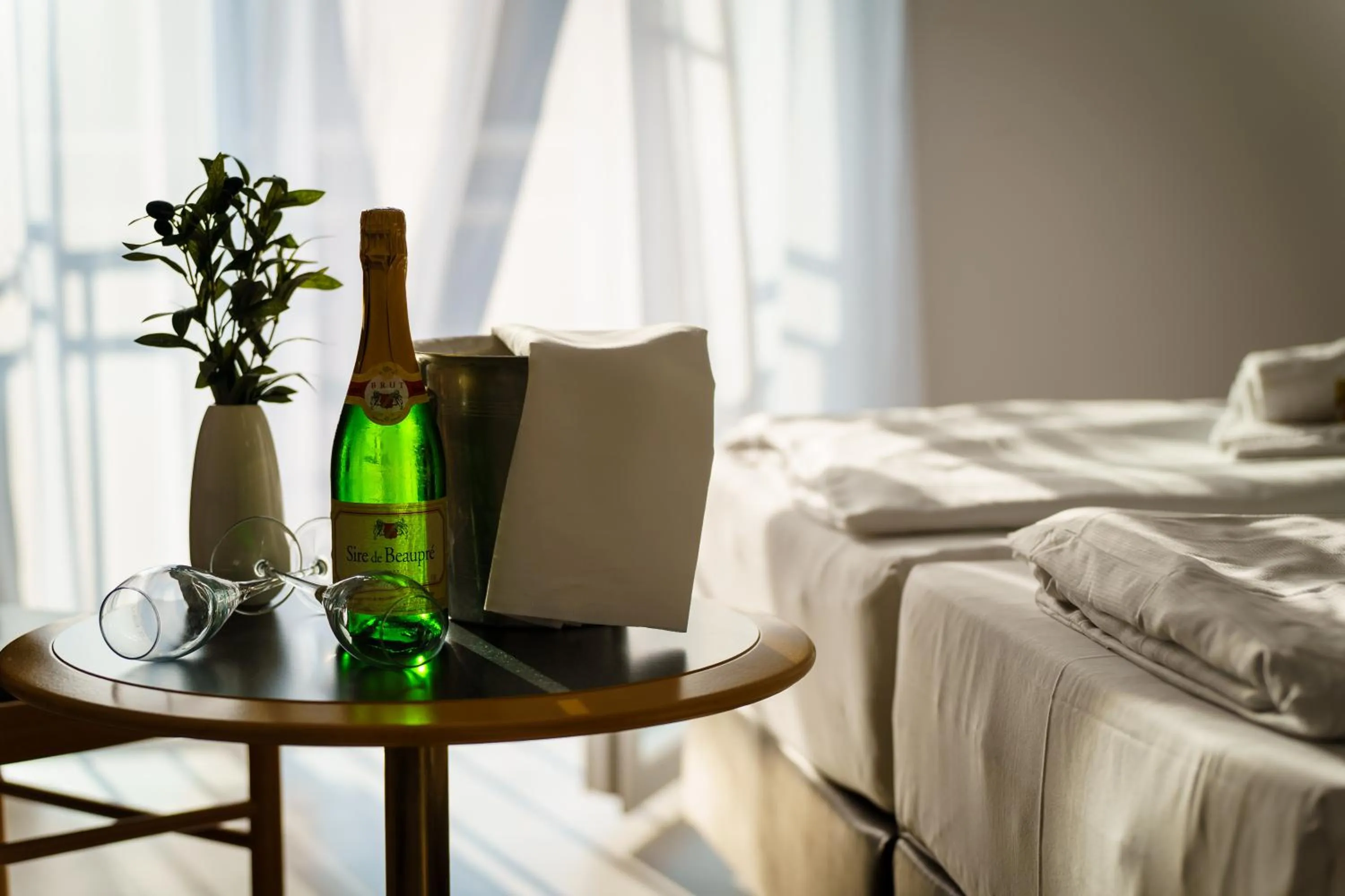 Food and drinks, Bed in Hotel Waibstadter Hof