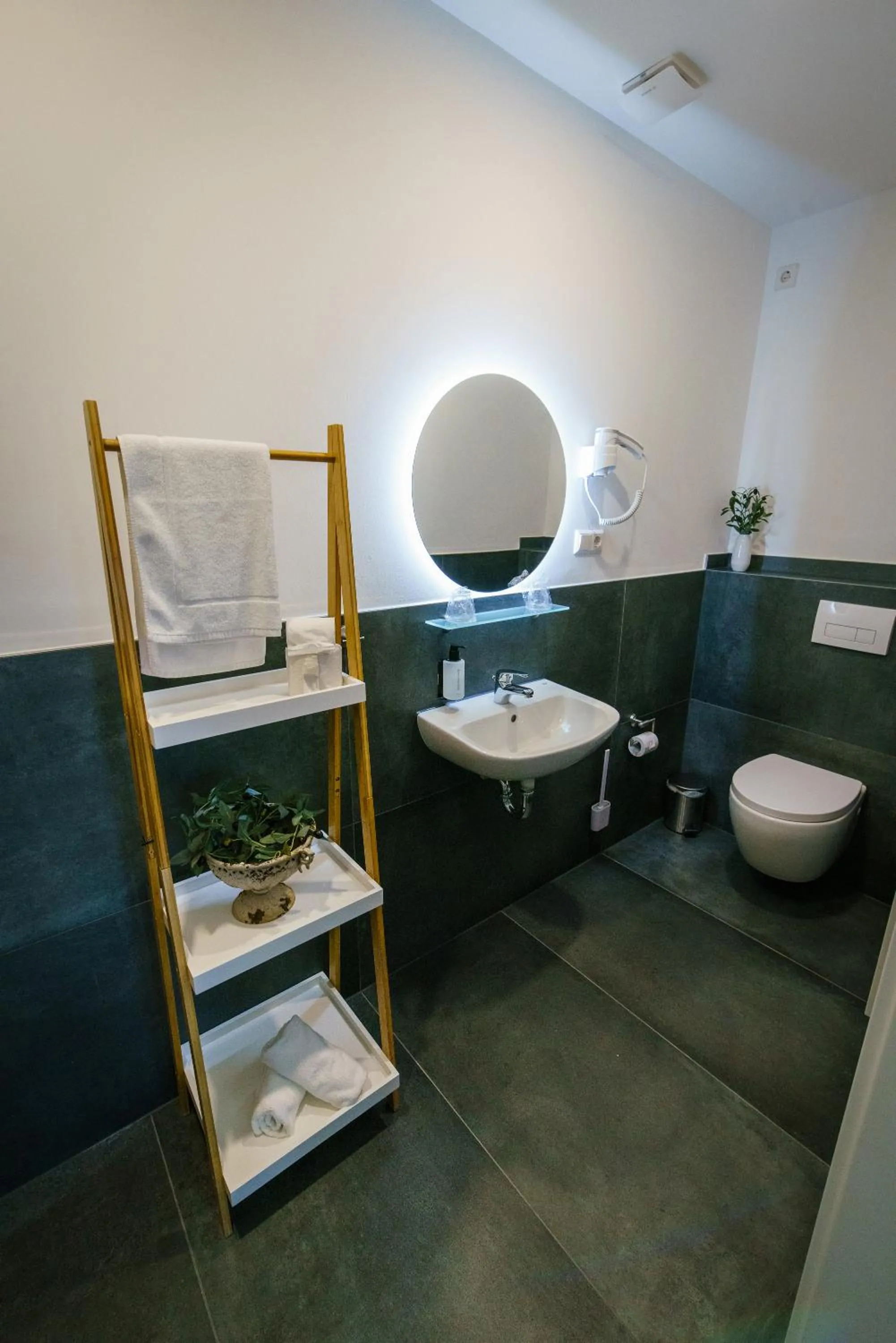 Toilet in Hotel Waibstadter Hof