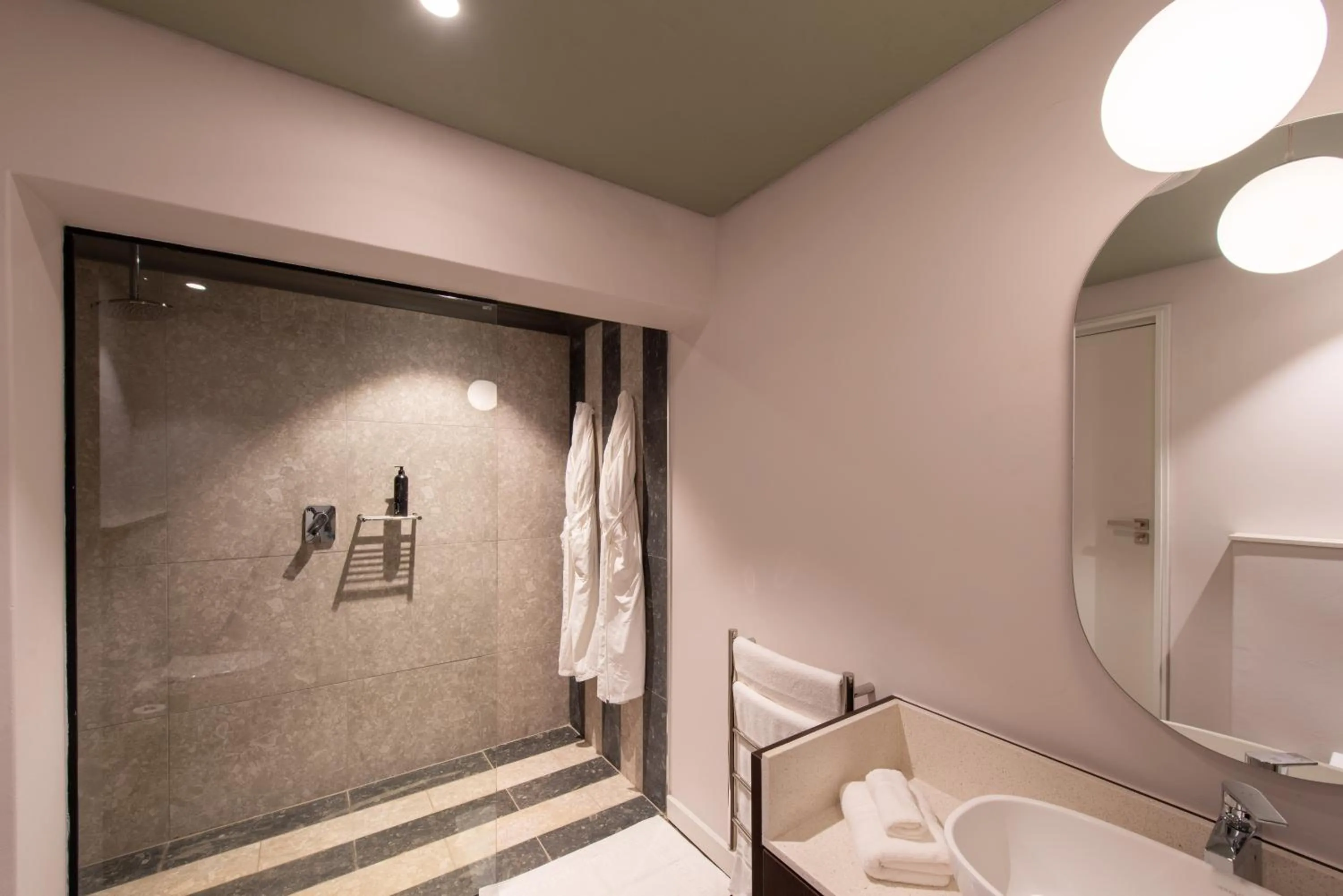 The Feather Hill Boutique Hotel