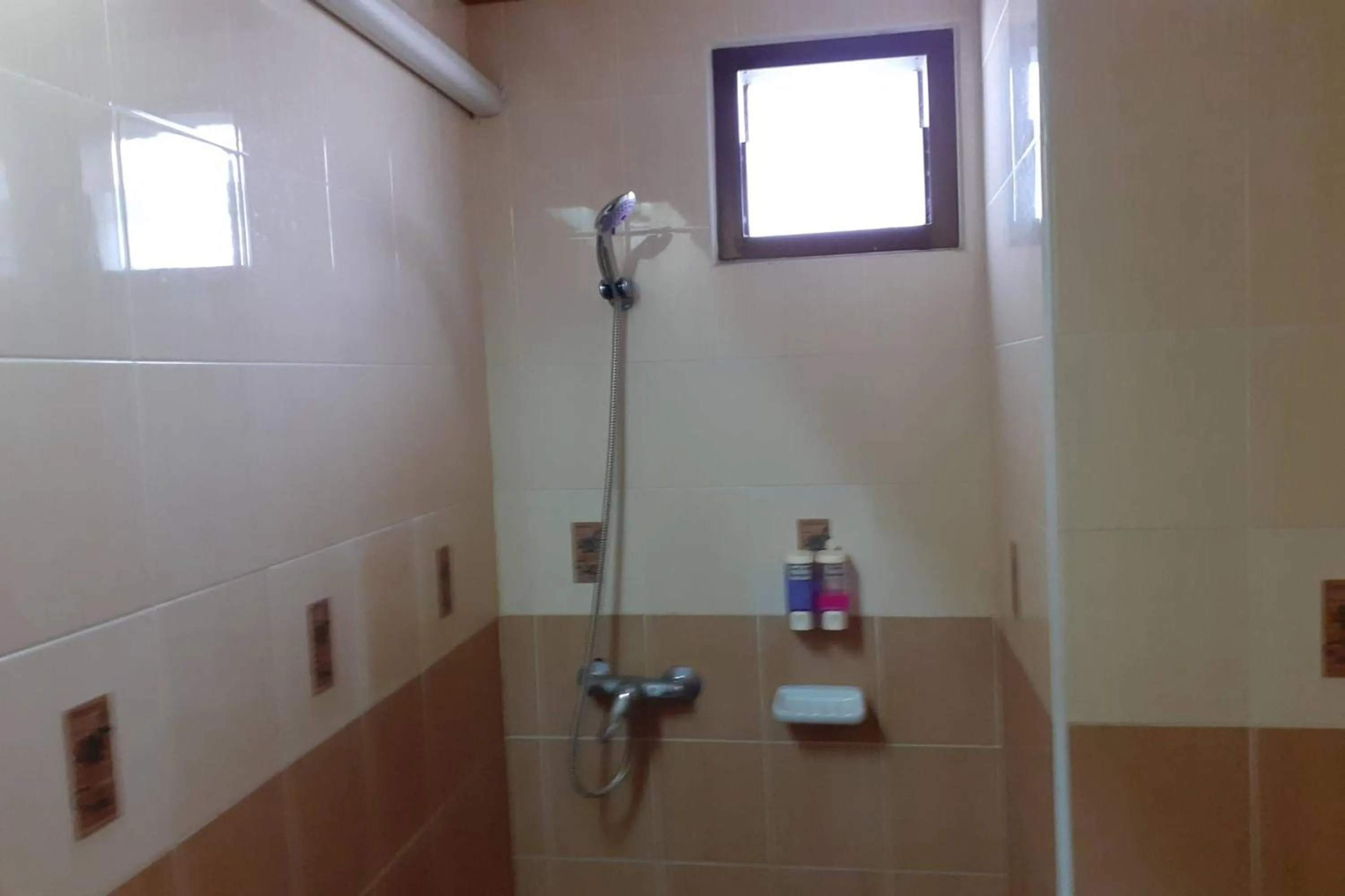 Shower in Praew Mansion