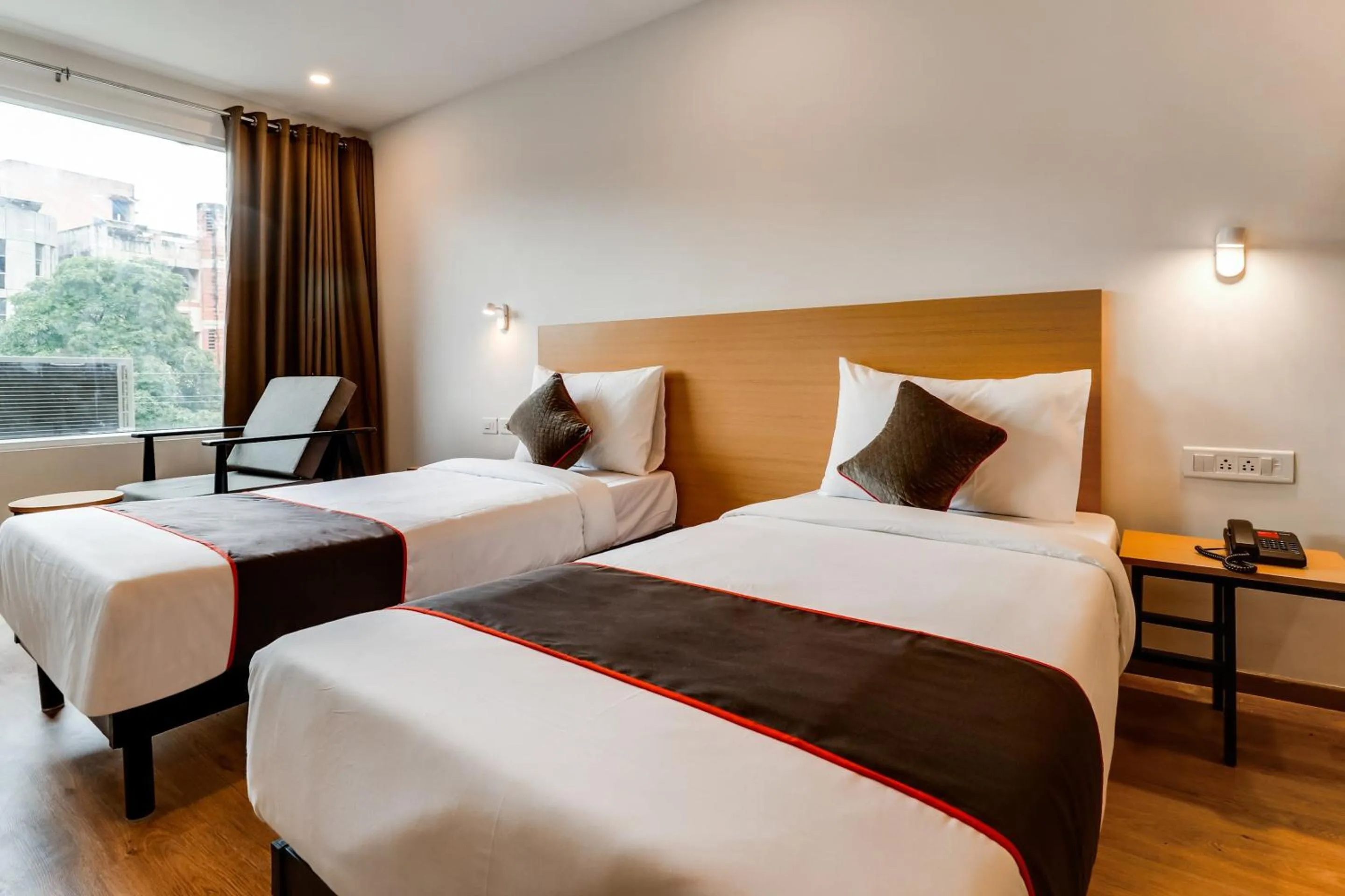 Facade/entrance, Bed in Super Townhouse Gandhi Hall