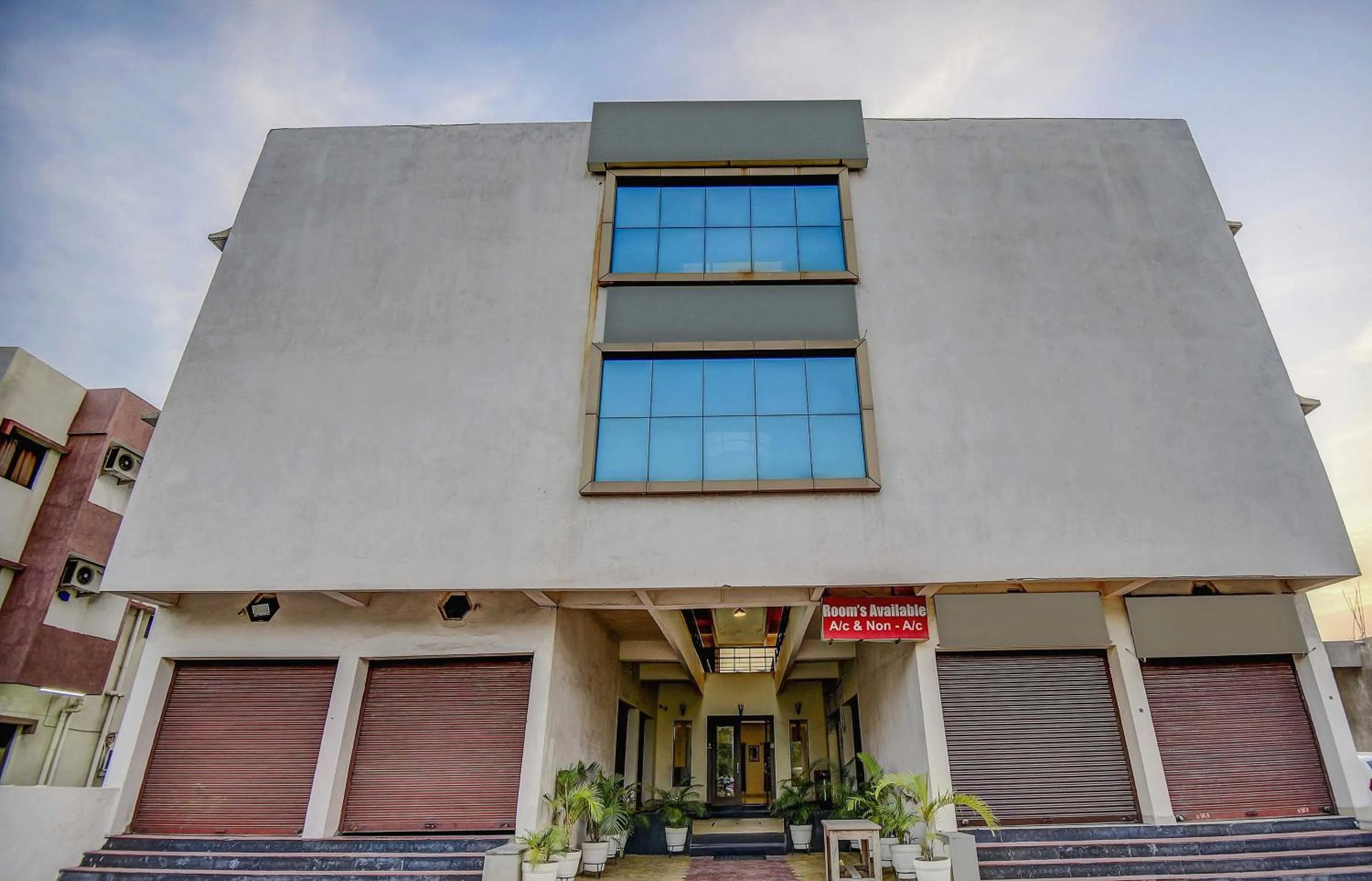 Facade/entrance in Hotel O Plus Corporate One