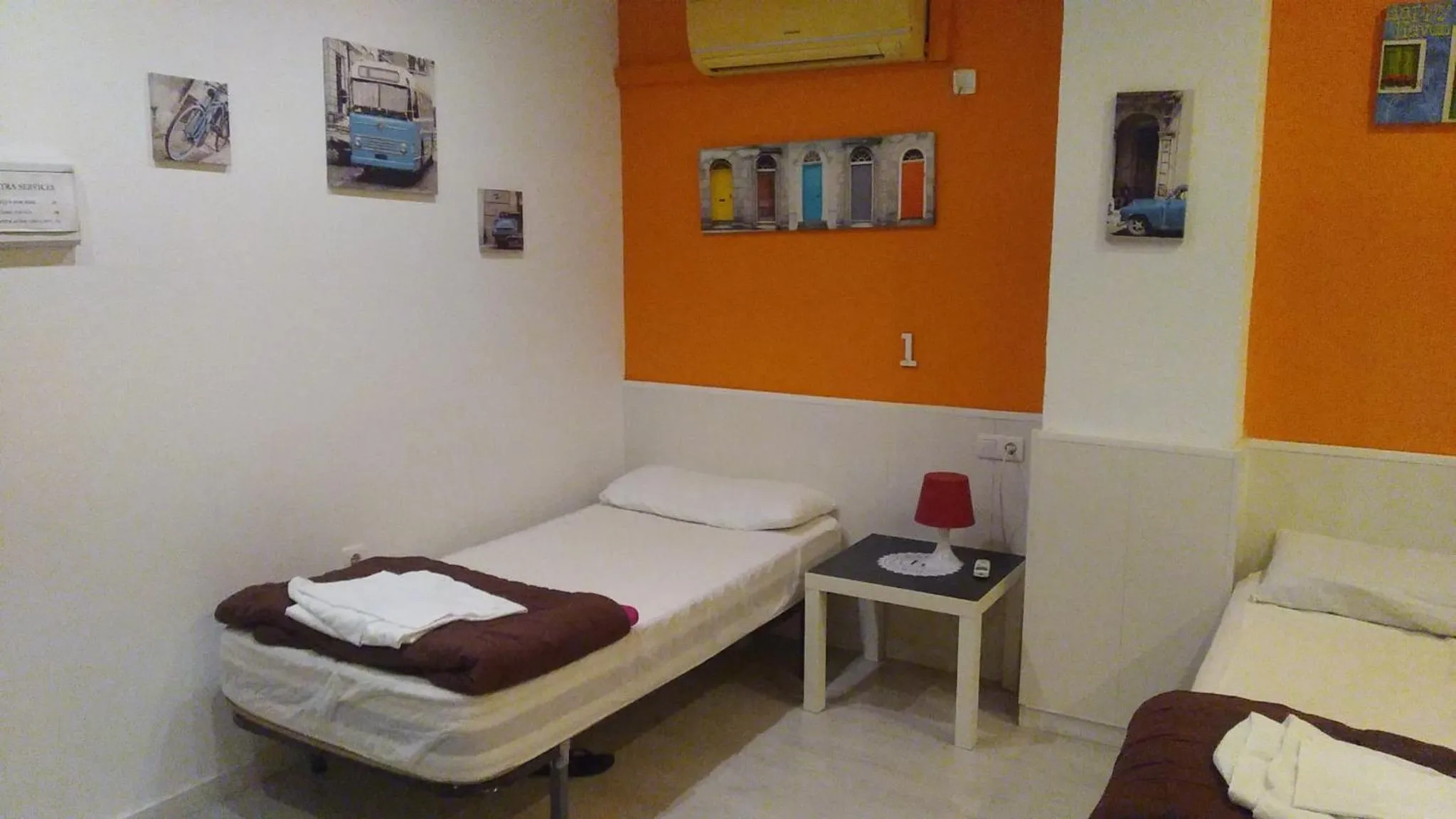 Photo of the whole room, Bed in Granada Old Town Hostel