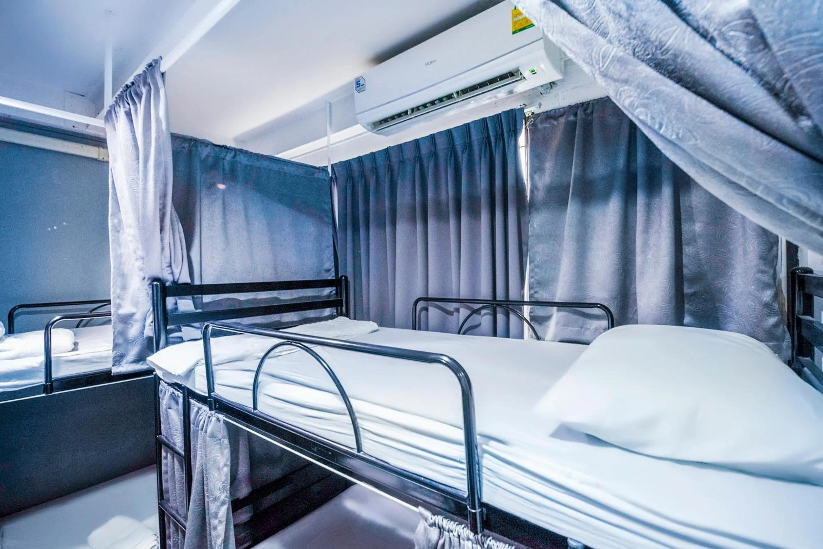 Bedroom, Bed in Ali Hostel