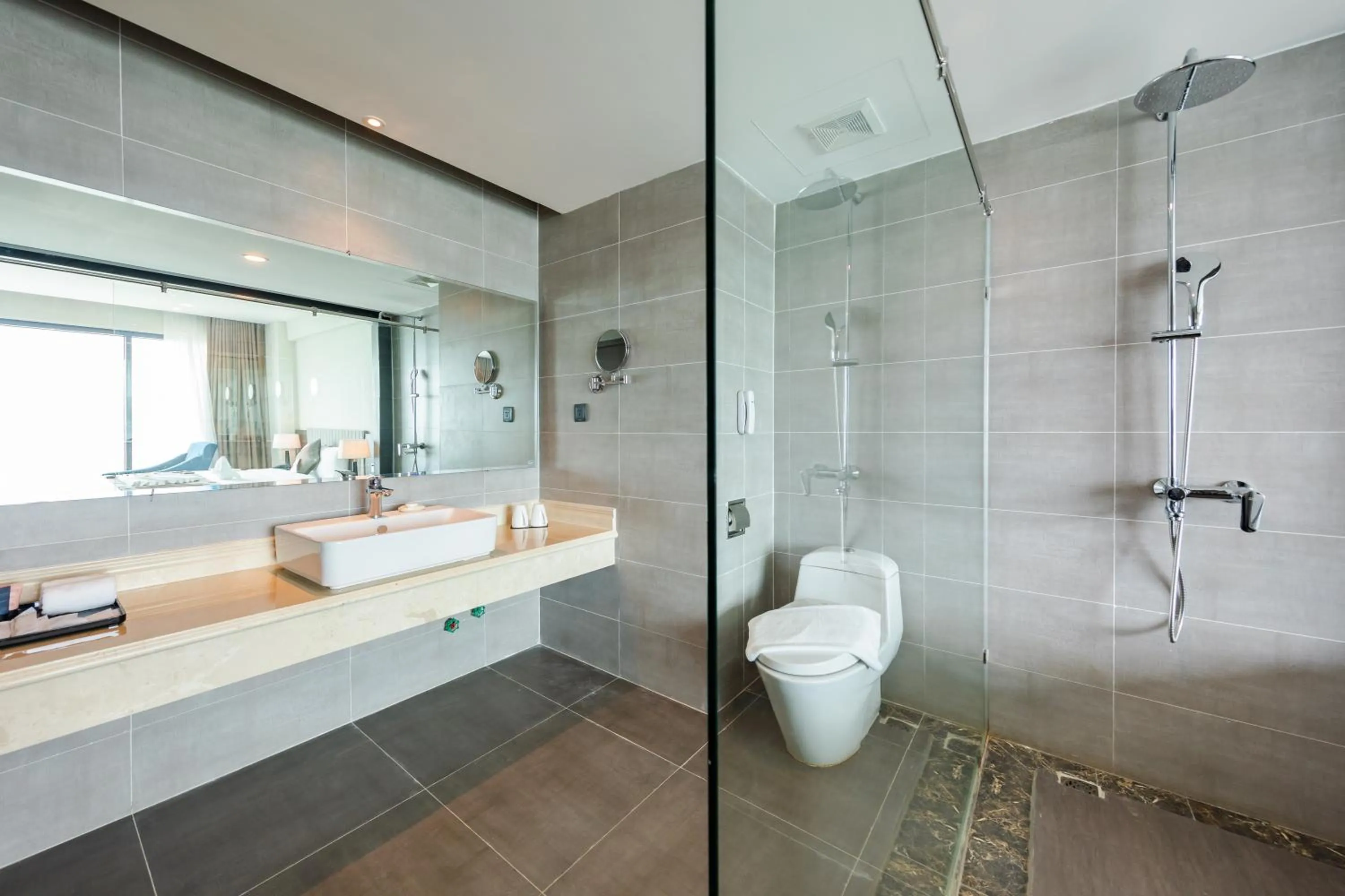 Muong Thanh Grand Bai Chay