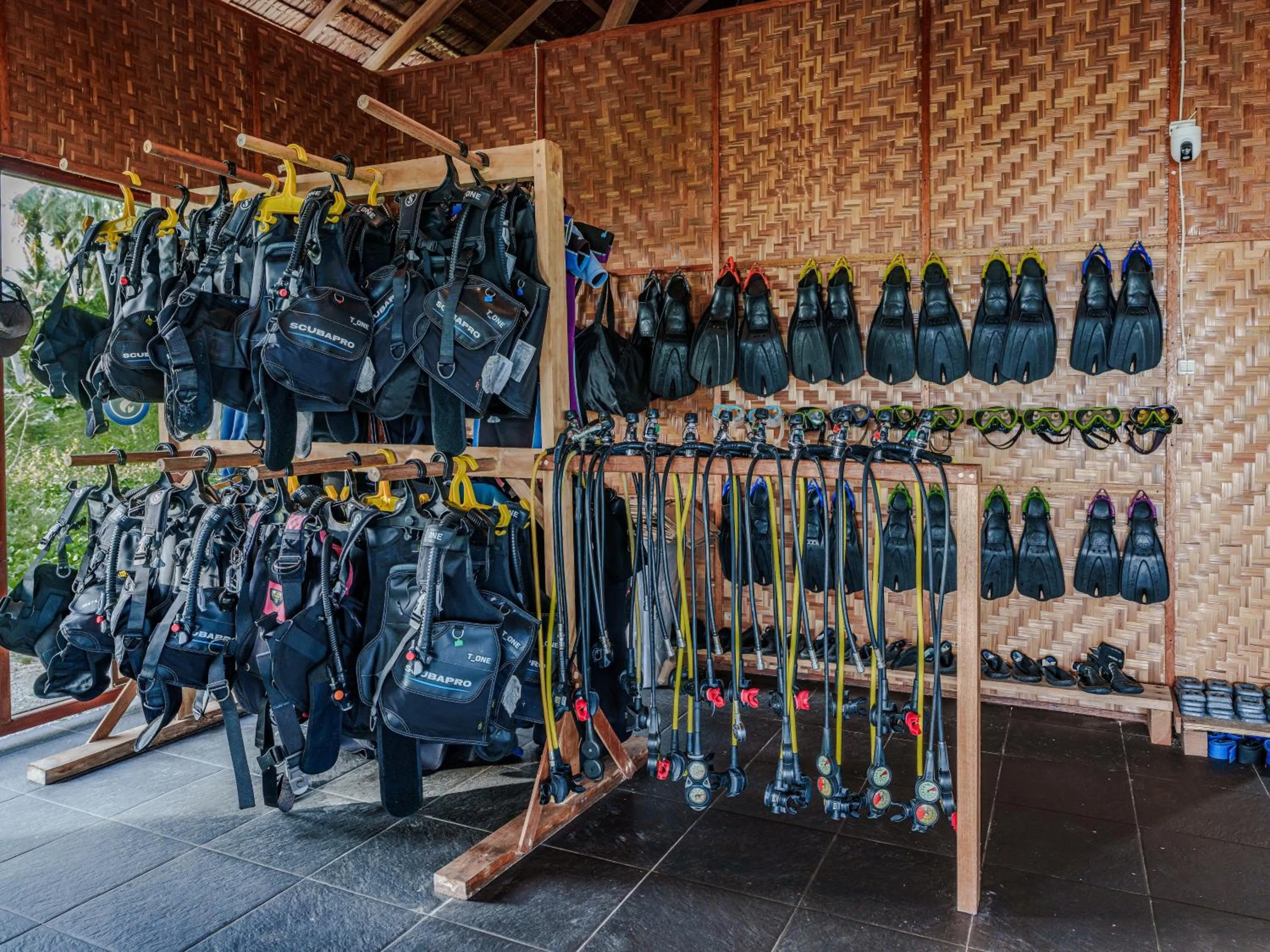 Reconnect - Private Island Resort & Dive Center Togean - Buka Buka Island