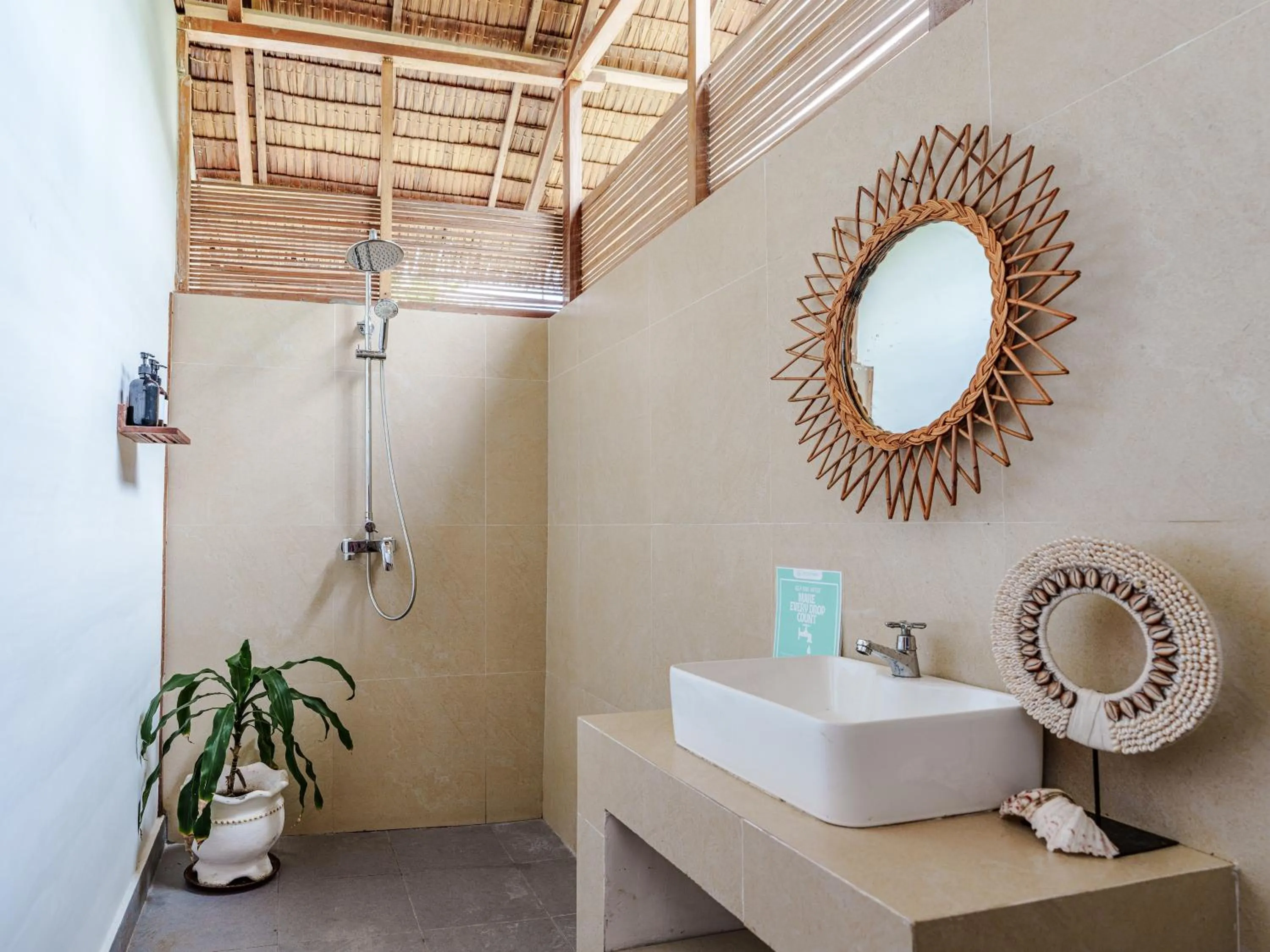 Reconnect - Private Island Resort & Dive Center Togean - Buka Buka Island